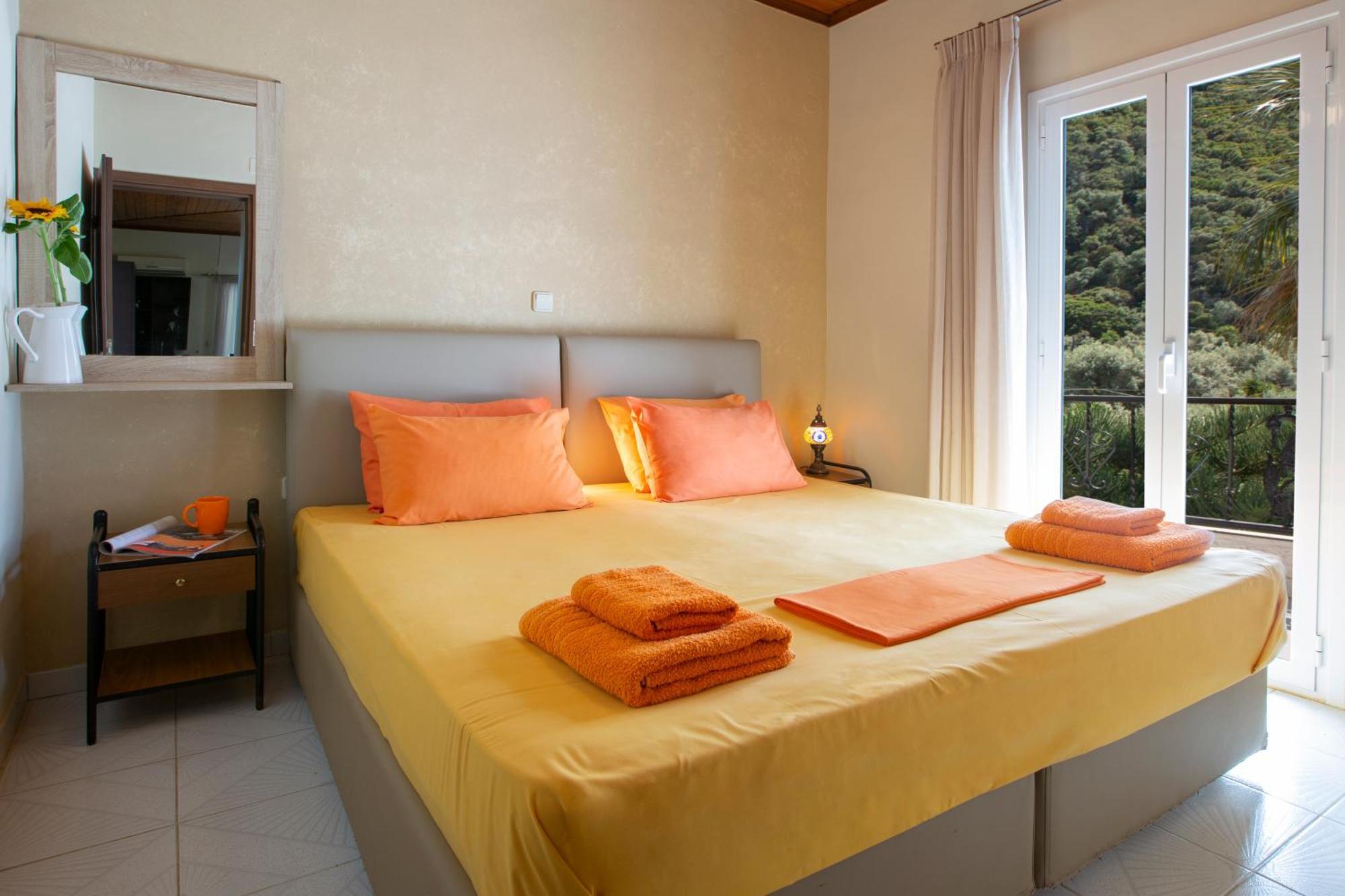 Dimitris & Apartment Frinion