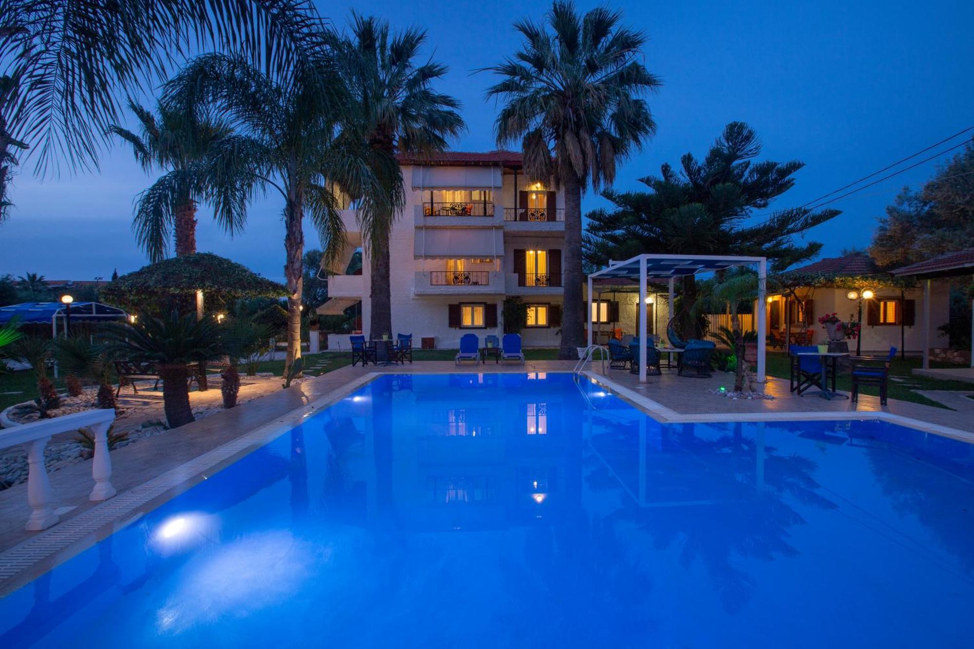 Dimitris & Apartment