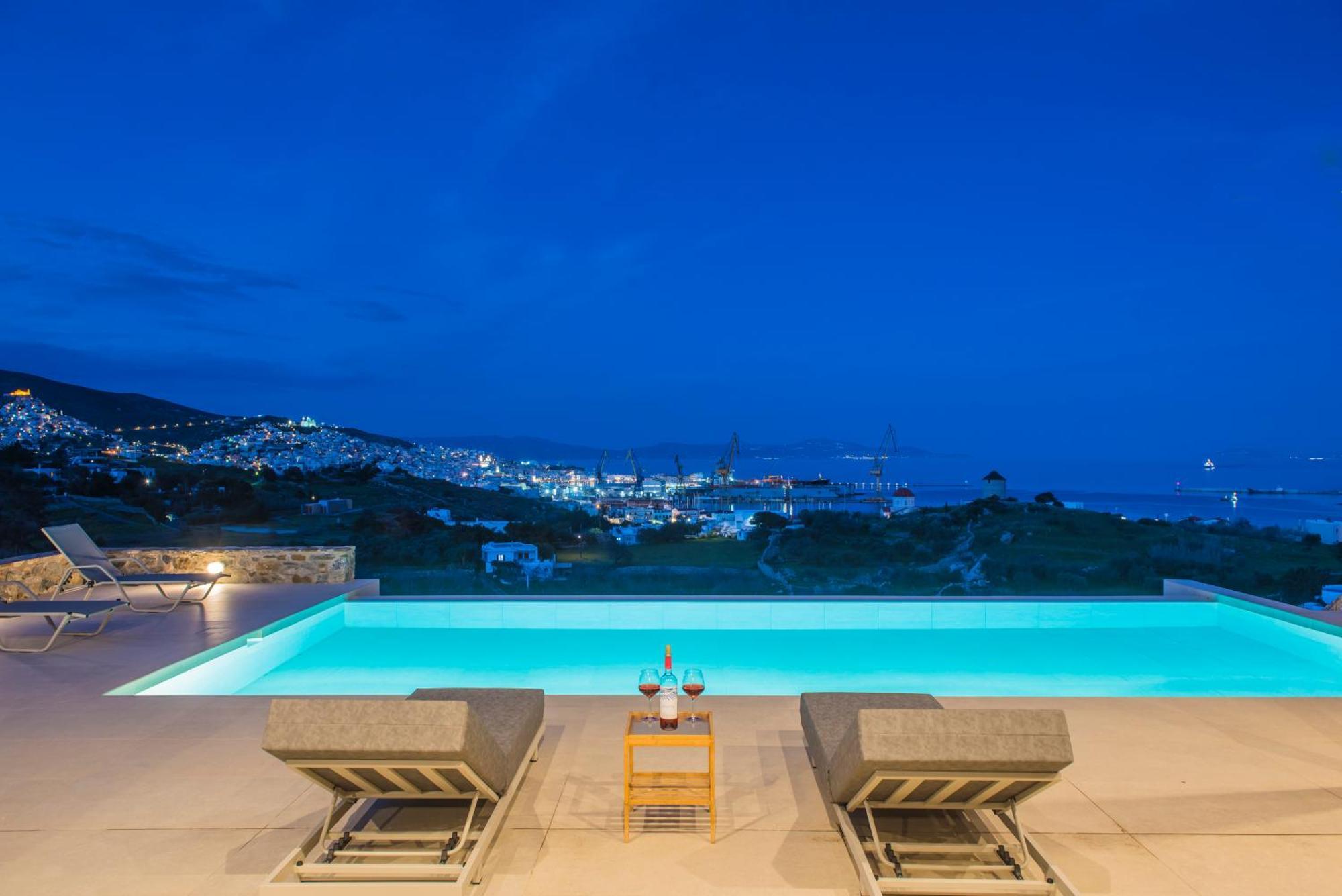 Avrofilito Syros