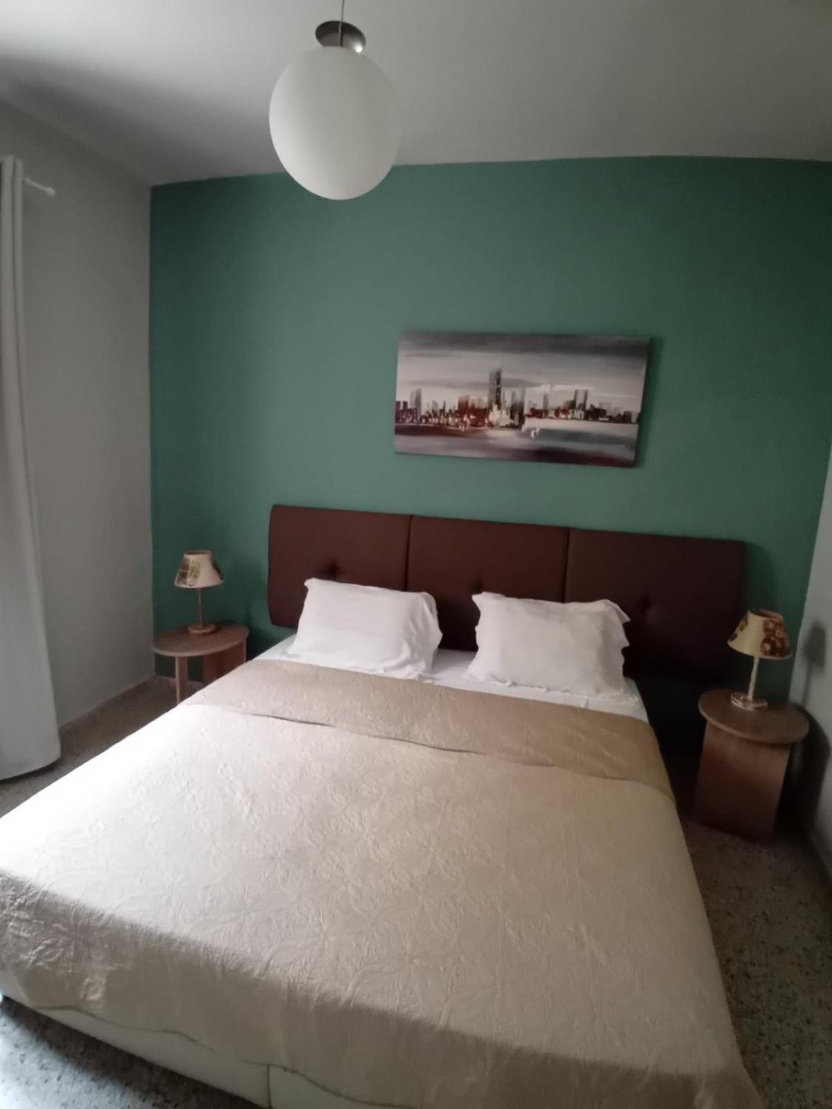 Mary's Place Apartment *