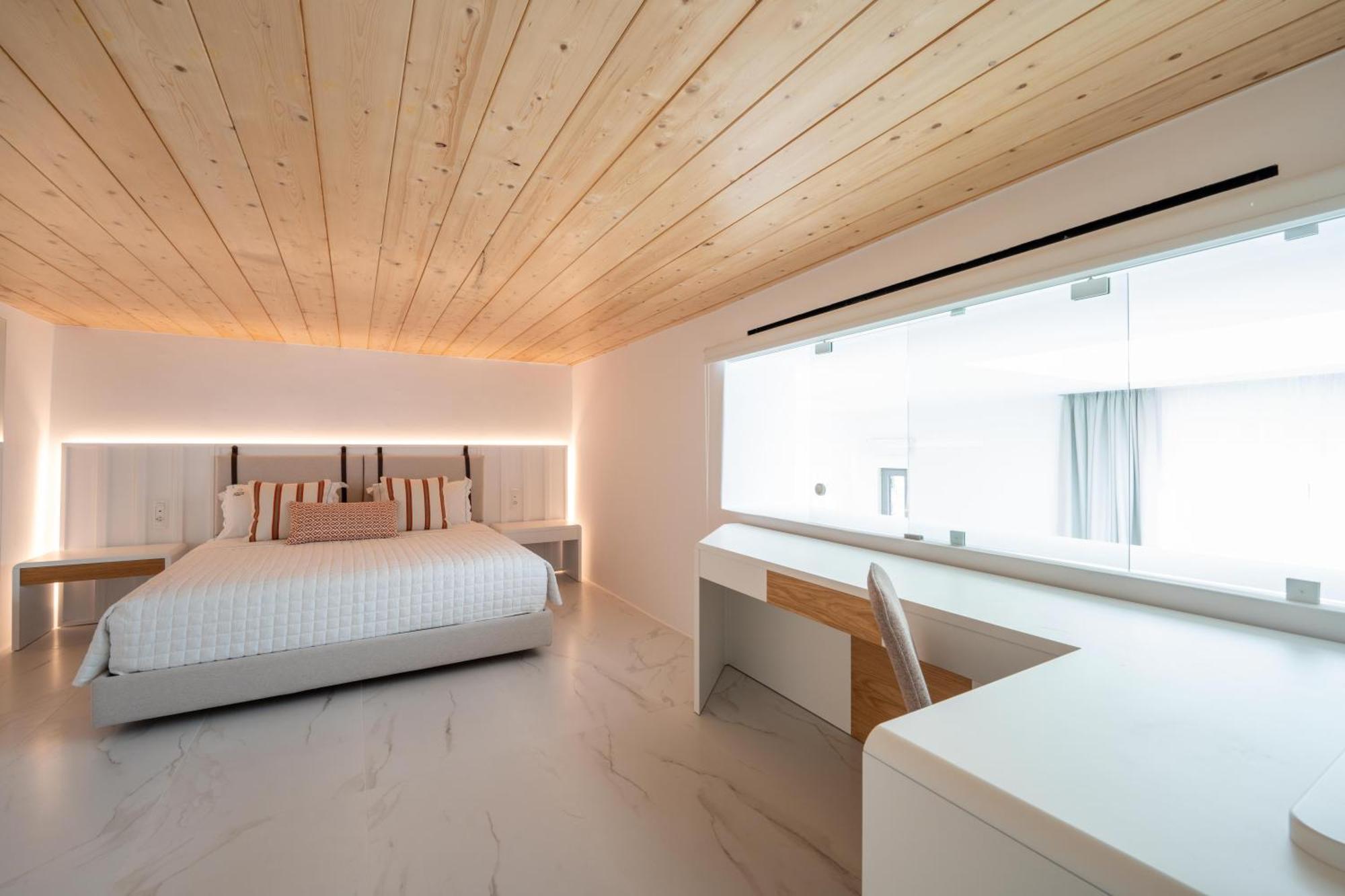 Arcs & Residences
