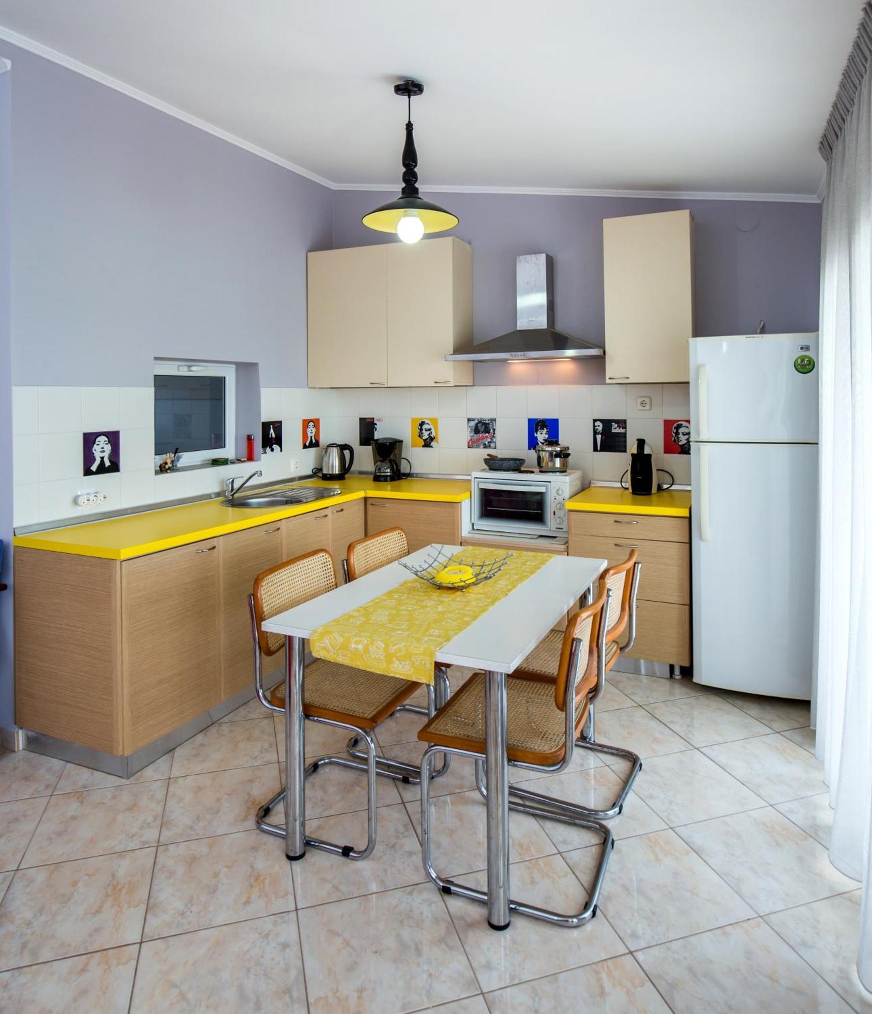 Tutti Frutti Apartment Potos