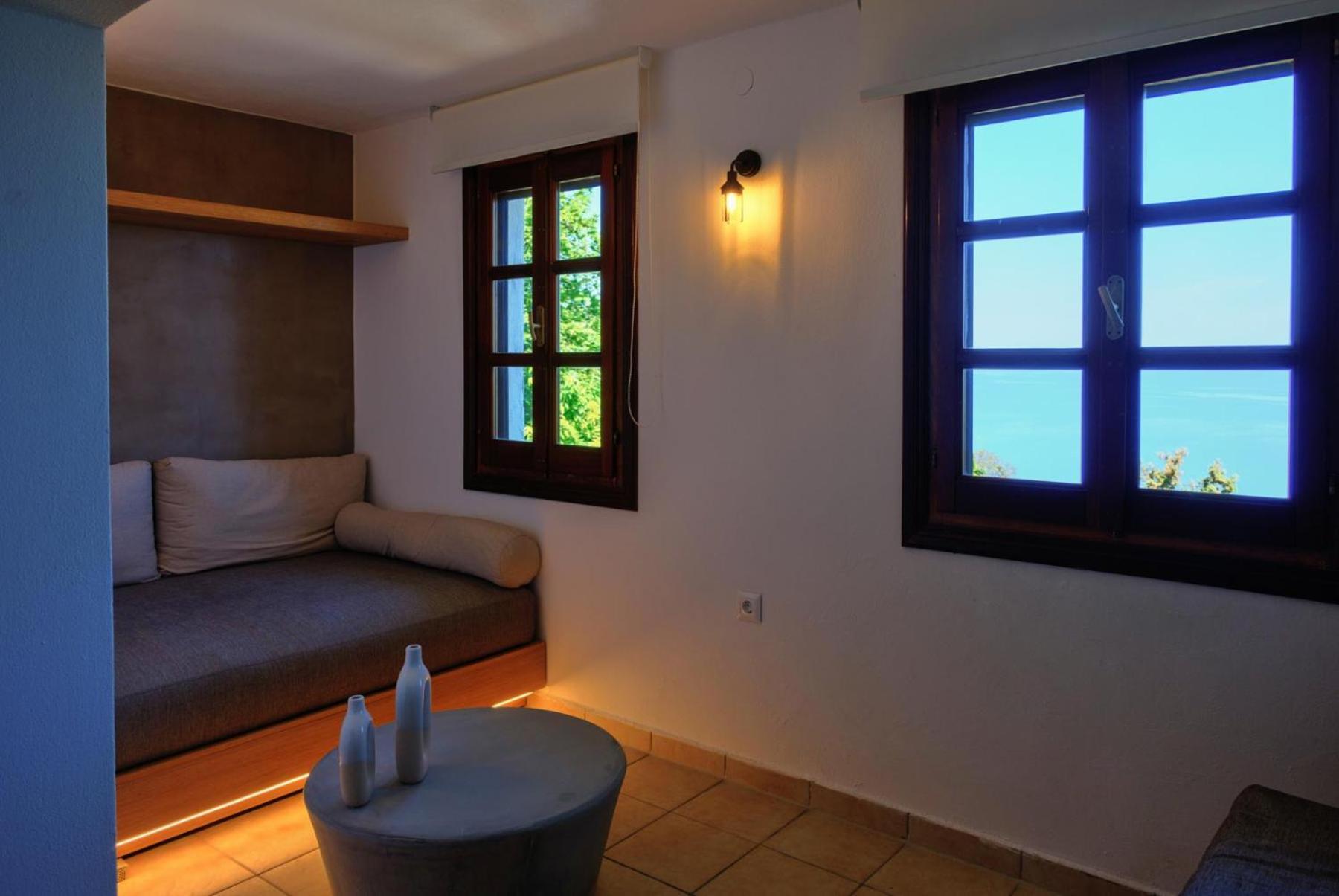 Holiday home Hideaway In With Private Access To Sea Anna's Horizon Damouchari