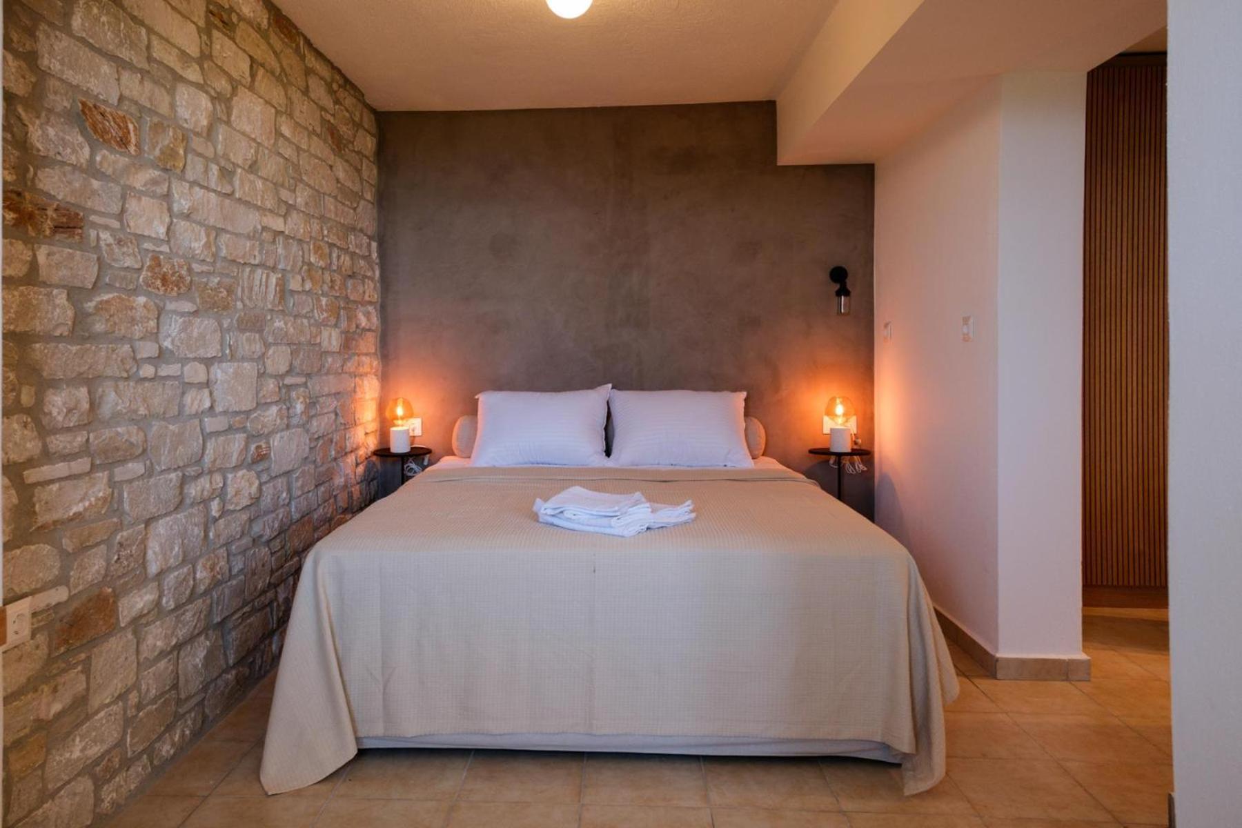 Hideaway In With Private Access To Sea Anna's Horizon Holiday home