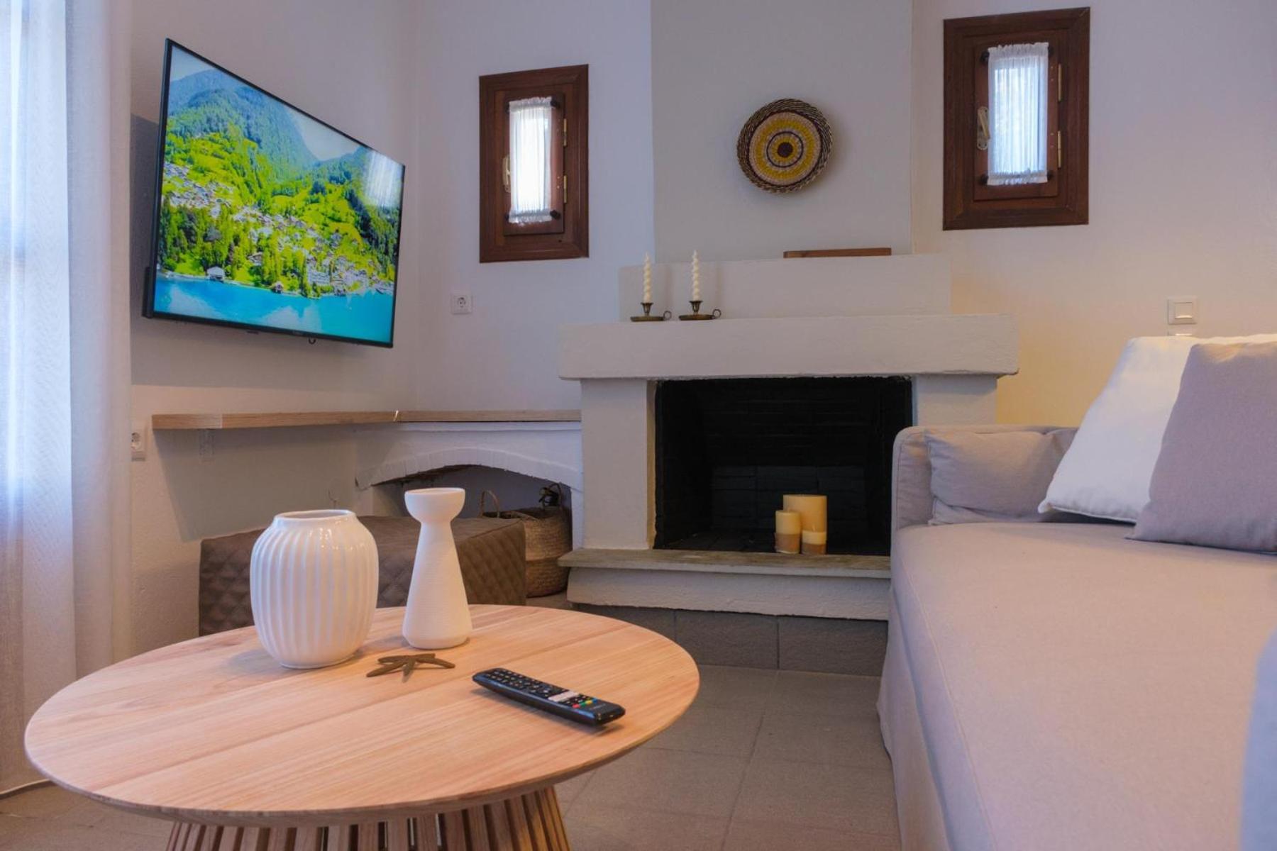 Holiday home Hideaway In With Private Access To Sea Anna's Horizon