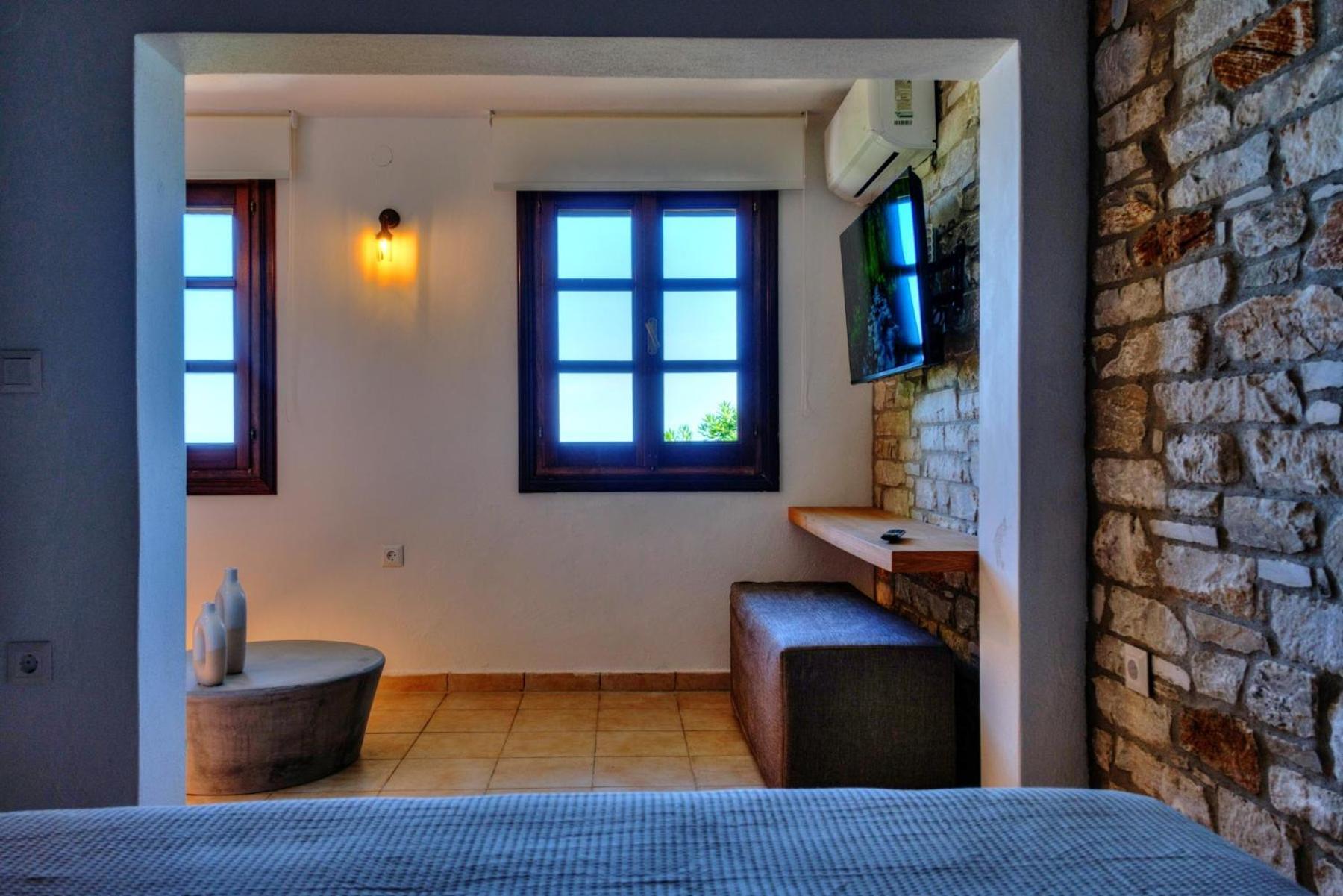 Hideaway In With Private Access To Sea Anna's Horizon Holiday home *