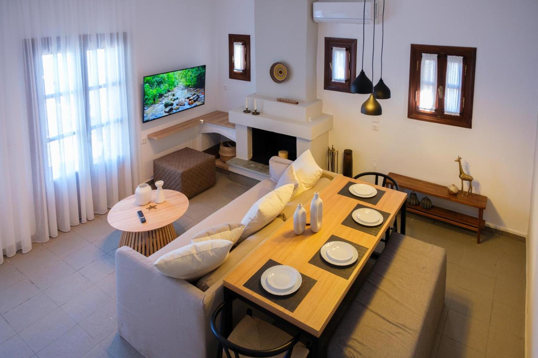 Hideaway In With Private Access To Sea Anna's Horizon Holiday home