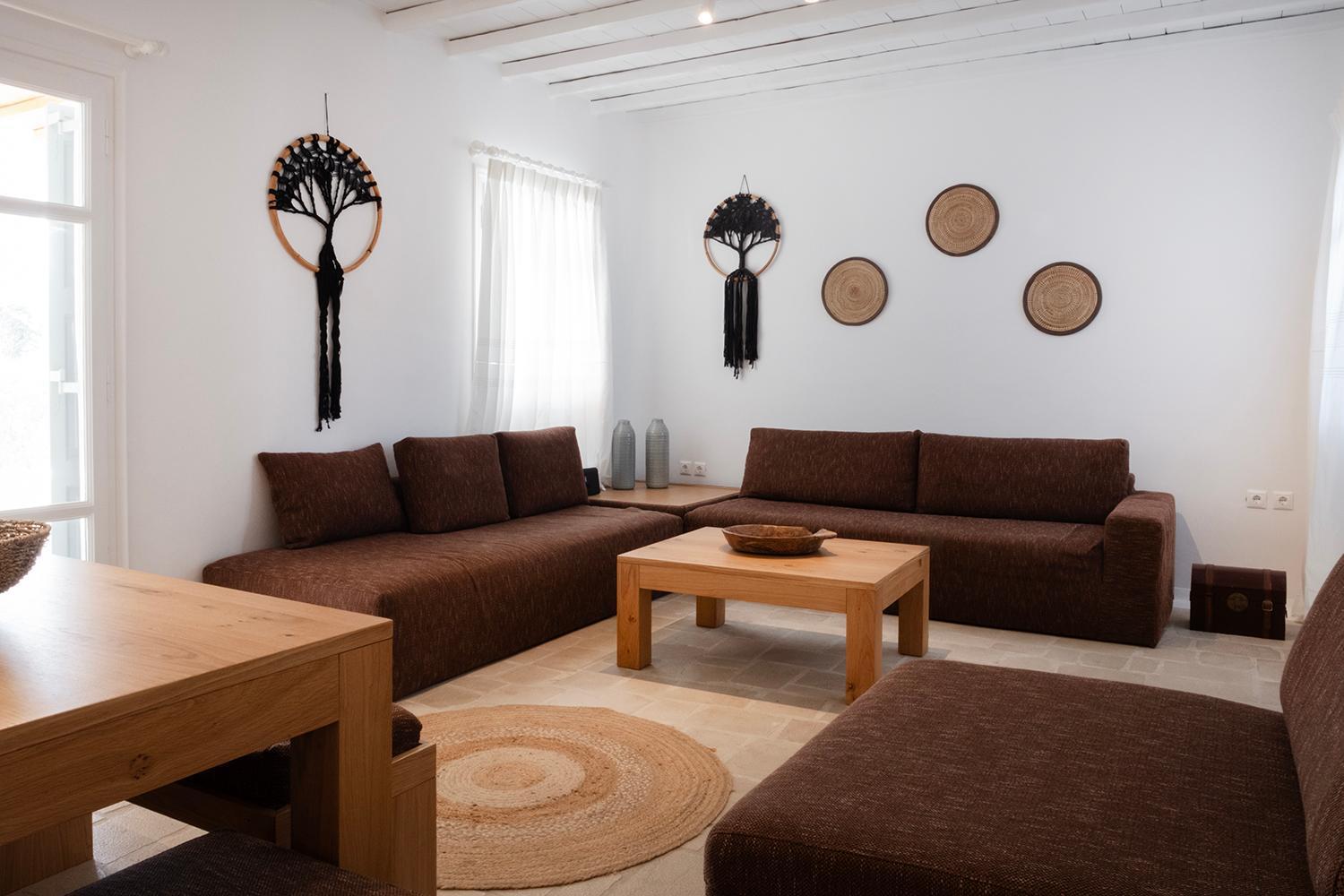 Apartment Mykonian Style W Shared Pool & Nighttime Security Guard *