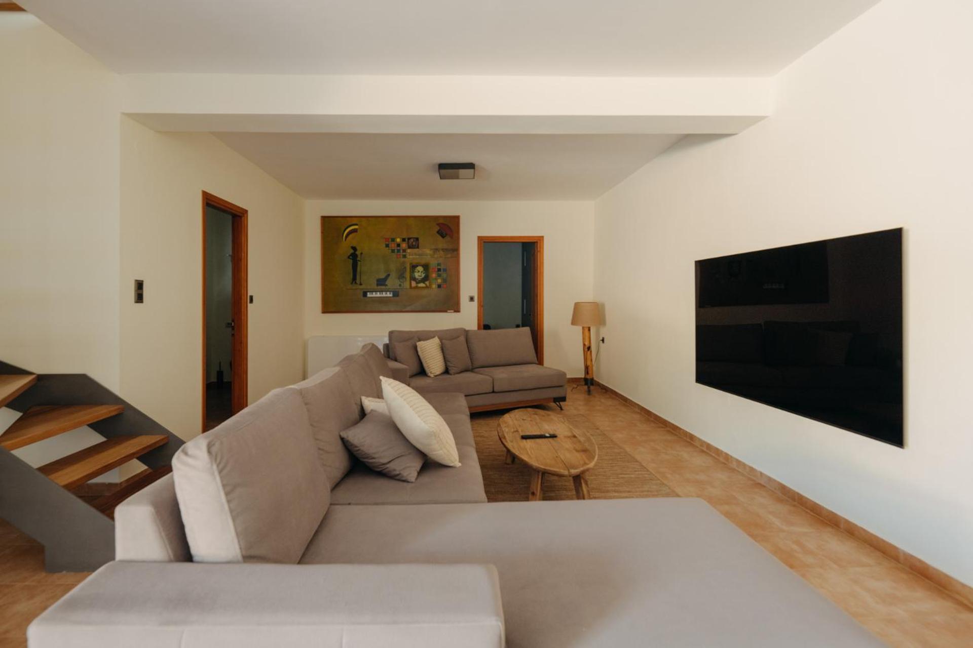 Real Life Homes Luxurious Seafront Each With Their Own Private Pools Korakochori
