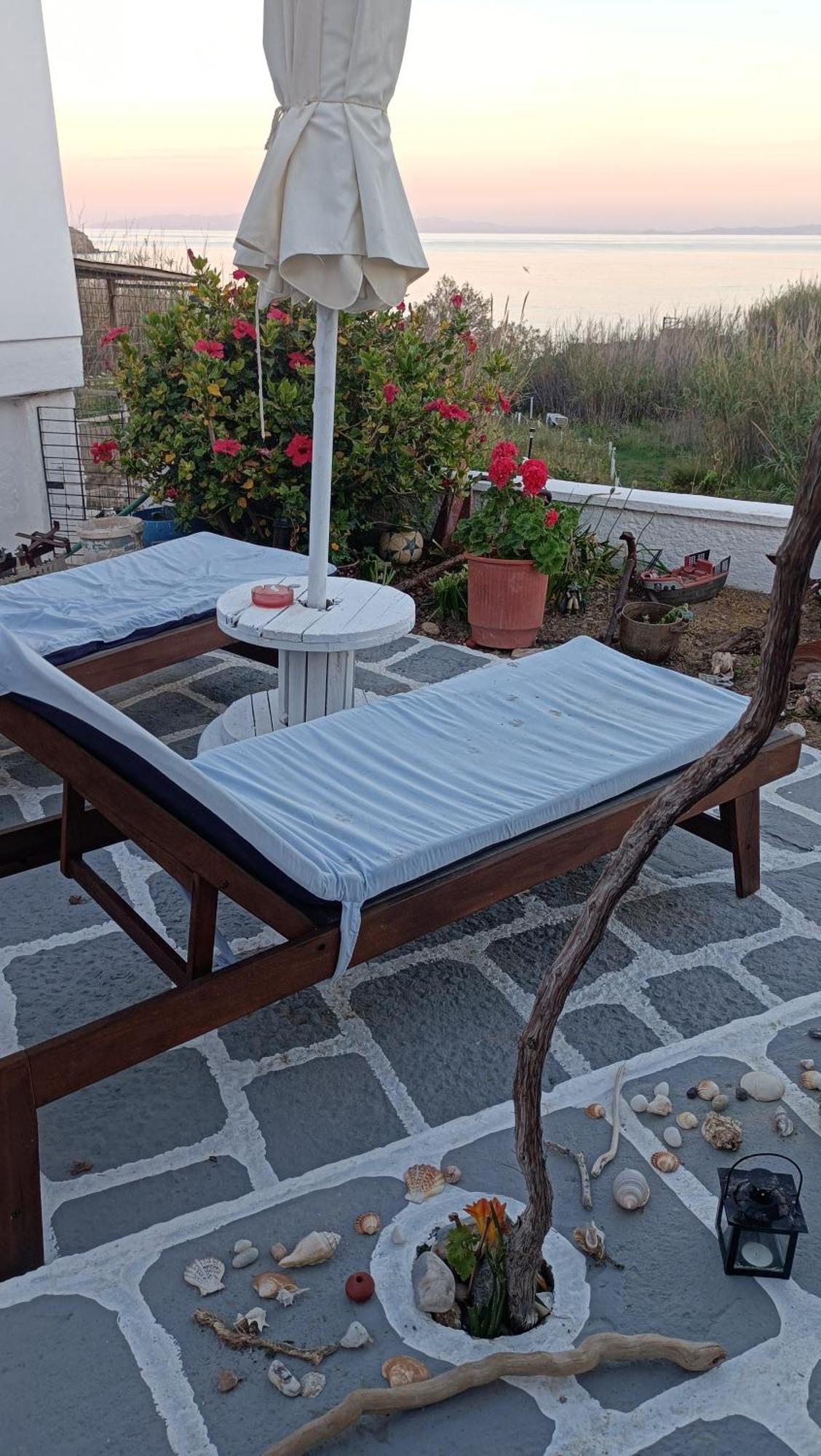Smaragda Holiday home *