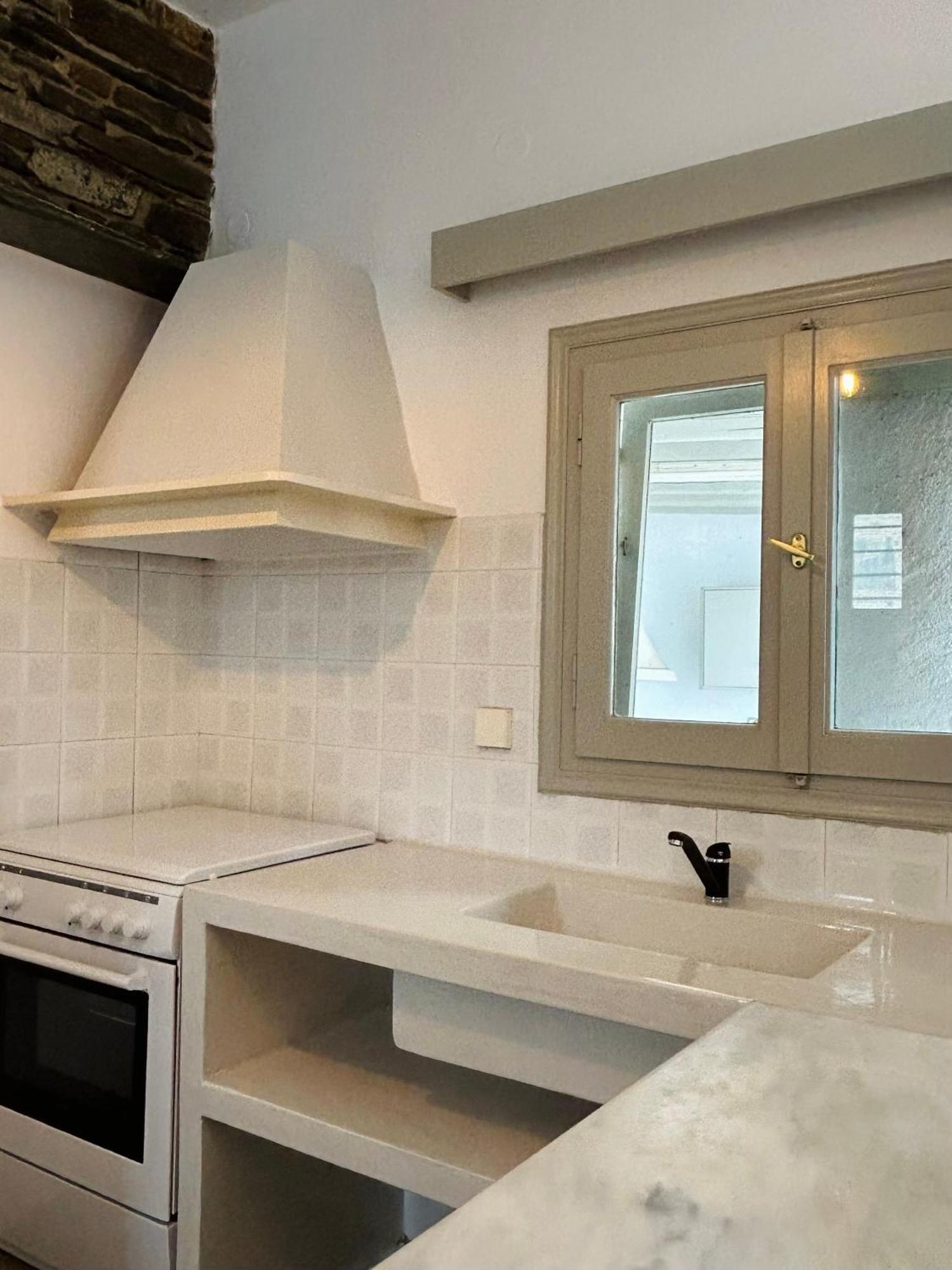 Lithari Traditional Apartment