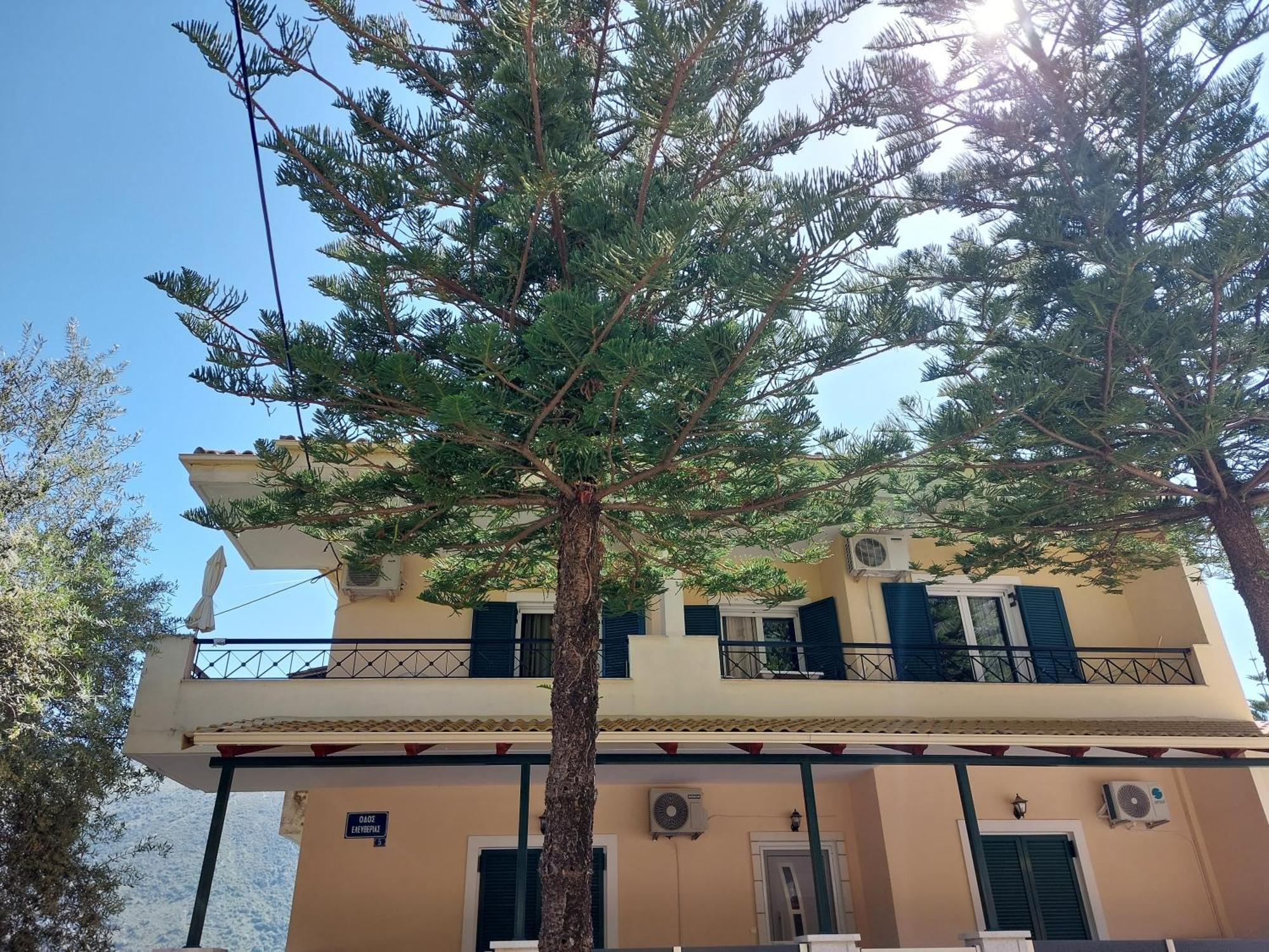 Marilena Apartment Plataria