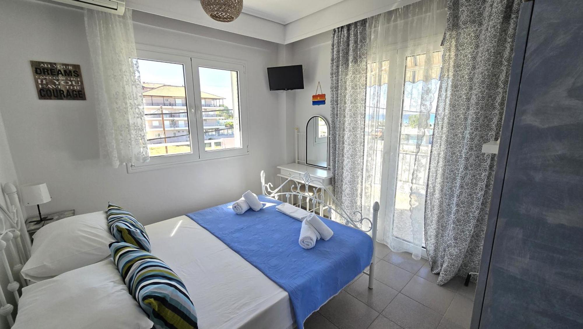 Apartment Lina's Beachfront By Optimum Link
