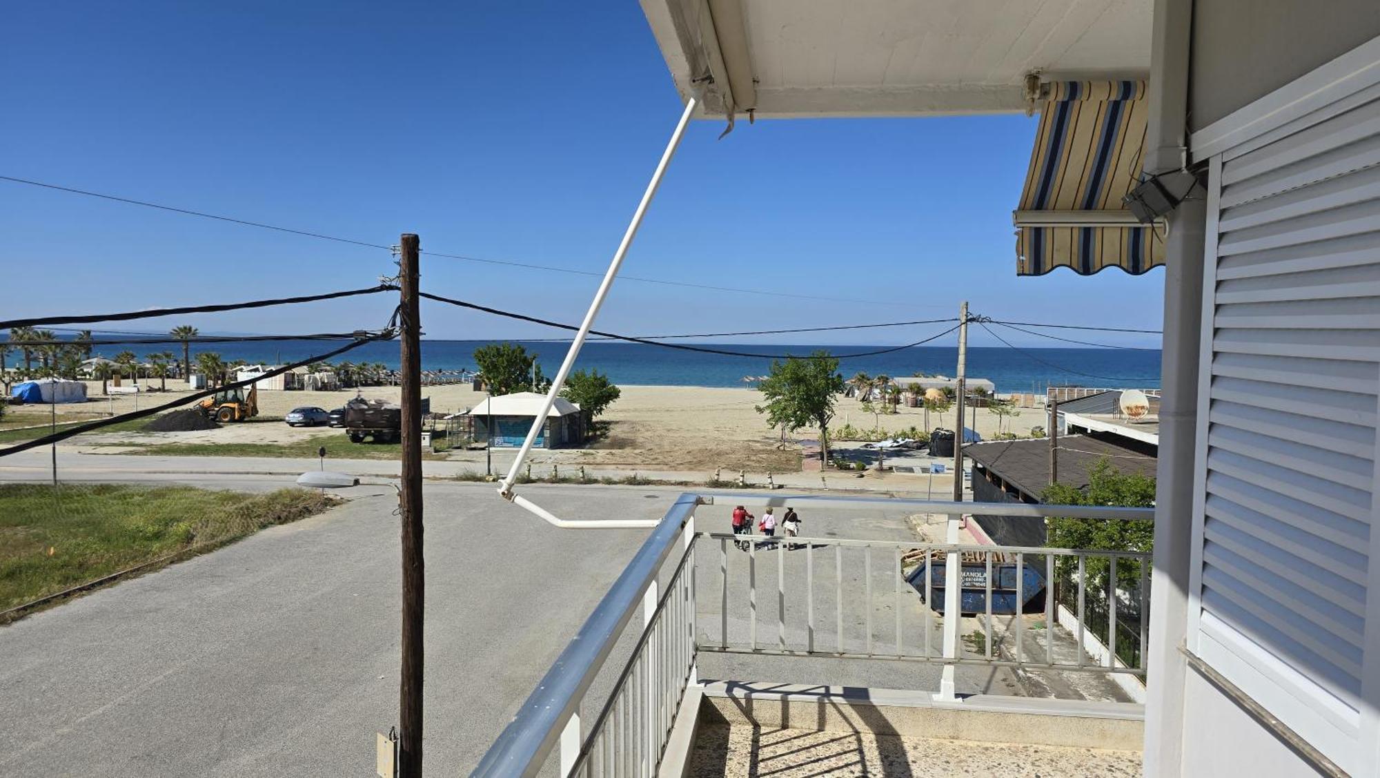 Apartment Lina's Beachfront By Optimum Link *