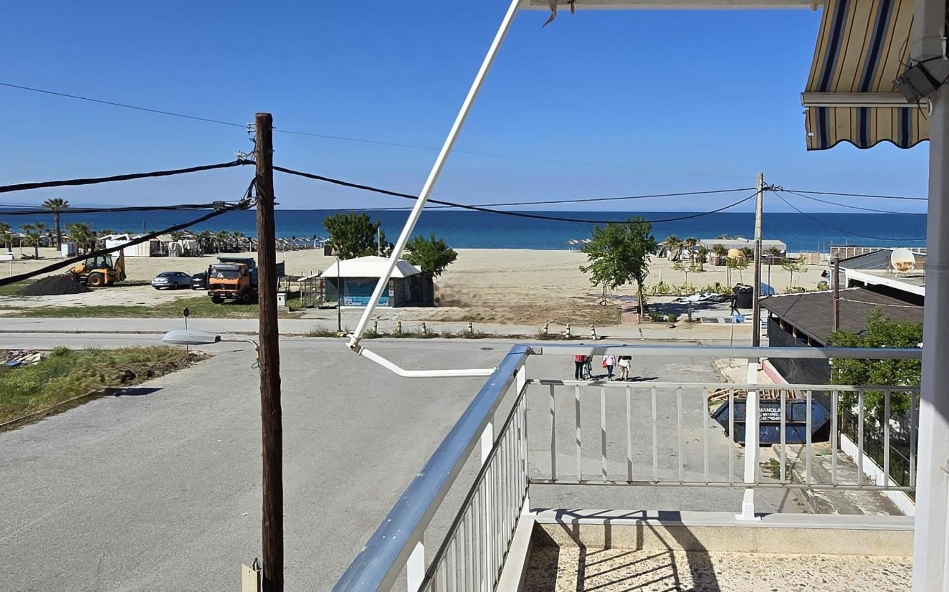 Apartment Lina's Beachfront By Optimum Link