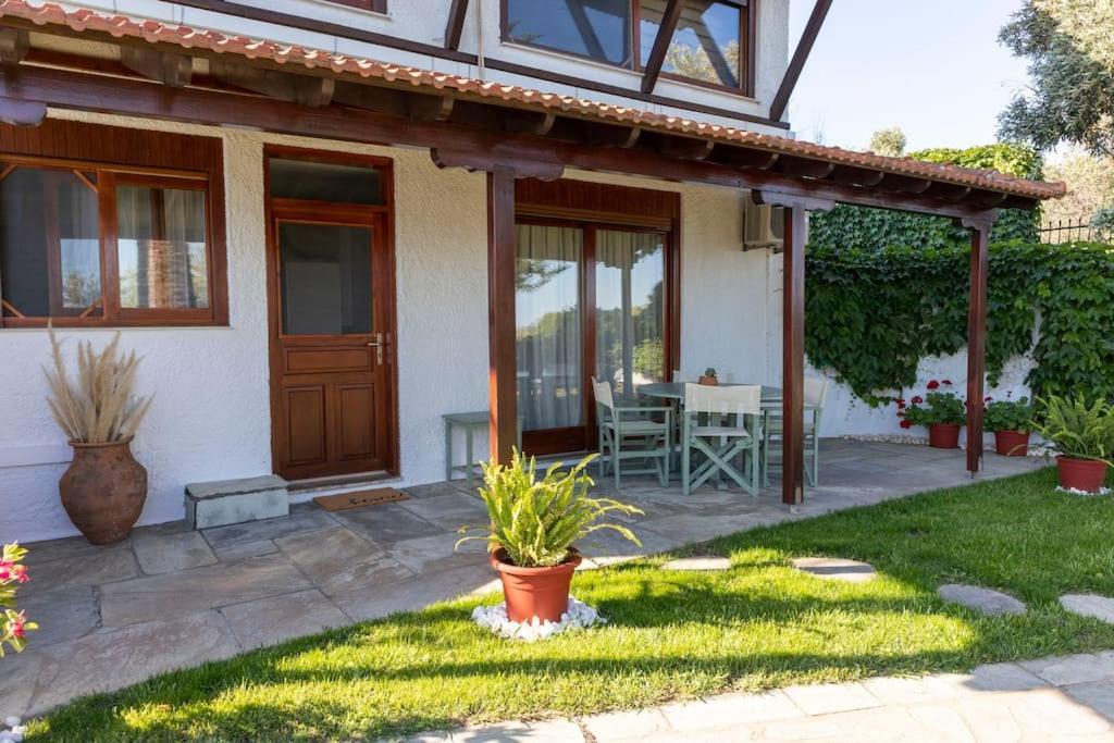 Koukounaraki 2 * Skiathos Town