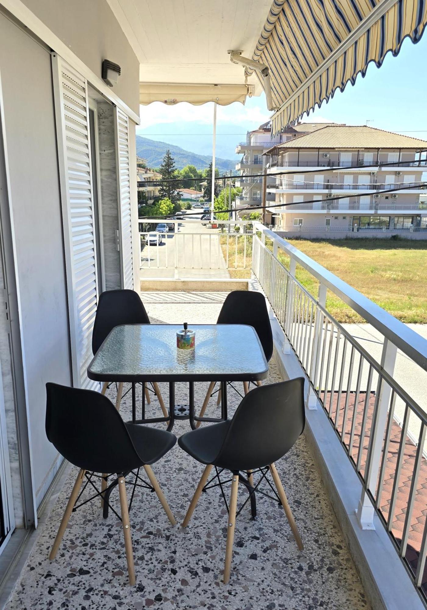 Apartment Lina's Beachfront By Optimum Link *