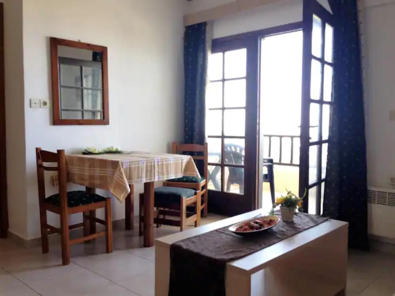 Sea View In A Great Location!! Apartment Hersonissos (Crete)