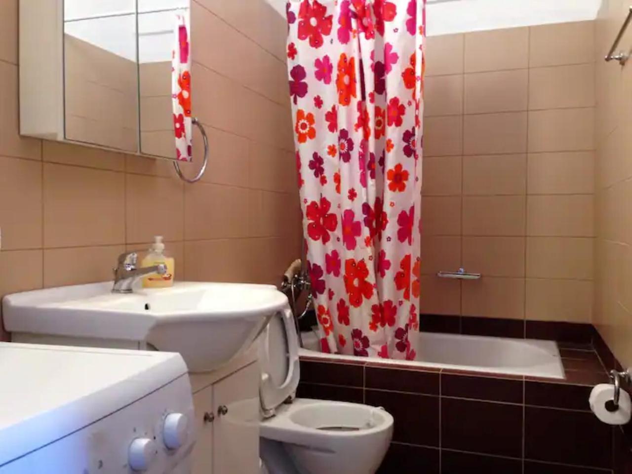 Sea View In A Great Location!! Apartment