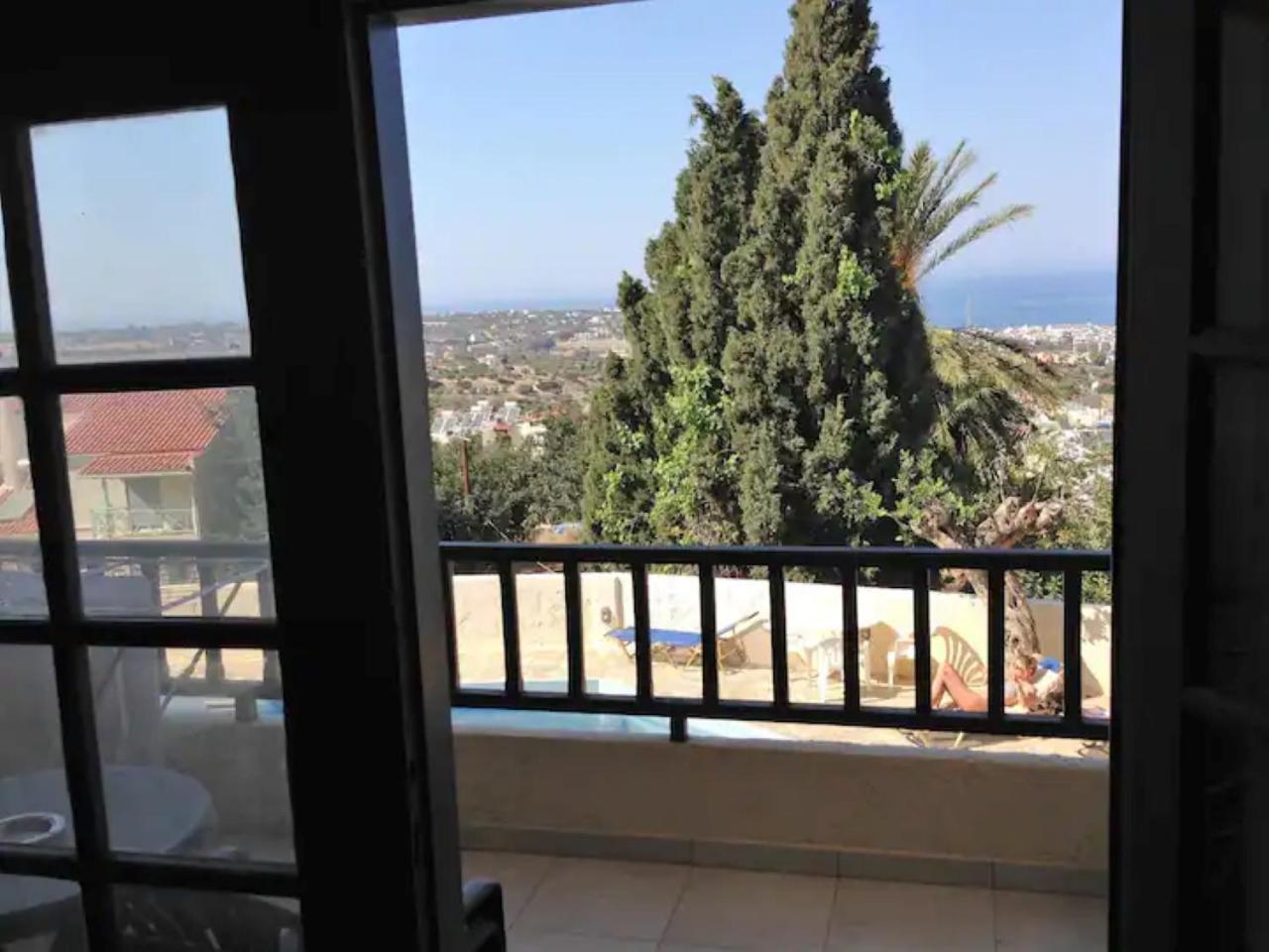 Sea View In A Great Location!! * Hersonissos (Crete)