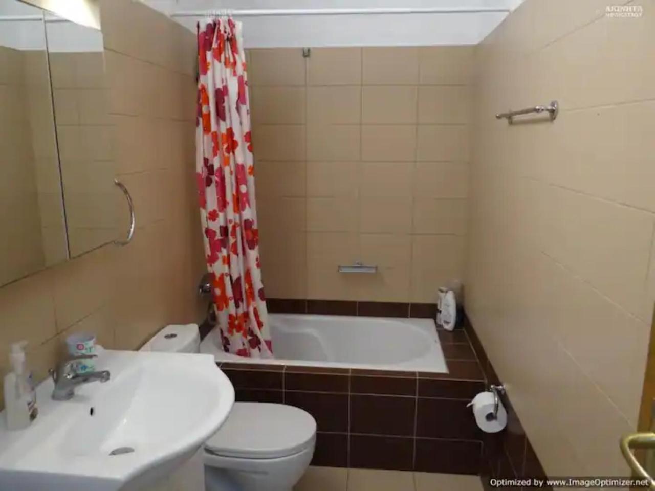 Sea View In A Great Location!! Apartment
