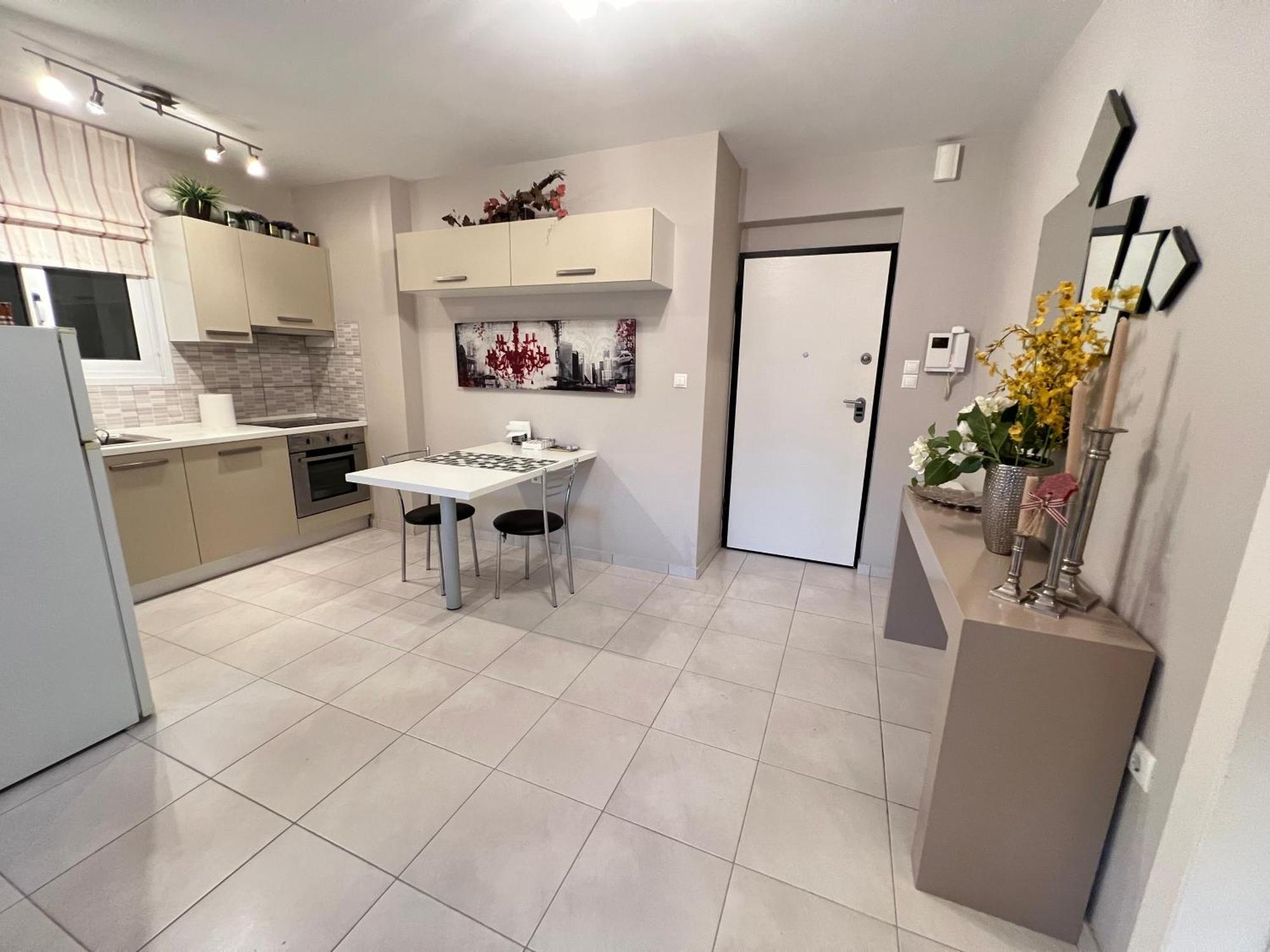 Apartment 7th Floor Megaro Mousikis Airport Metro Line *