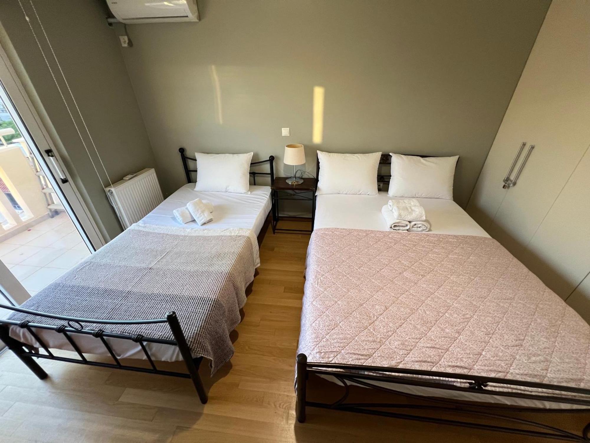 Apartment 7th Floor Megaro Mousikis Airport Metro Line