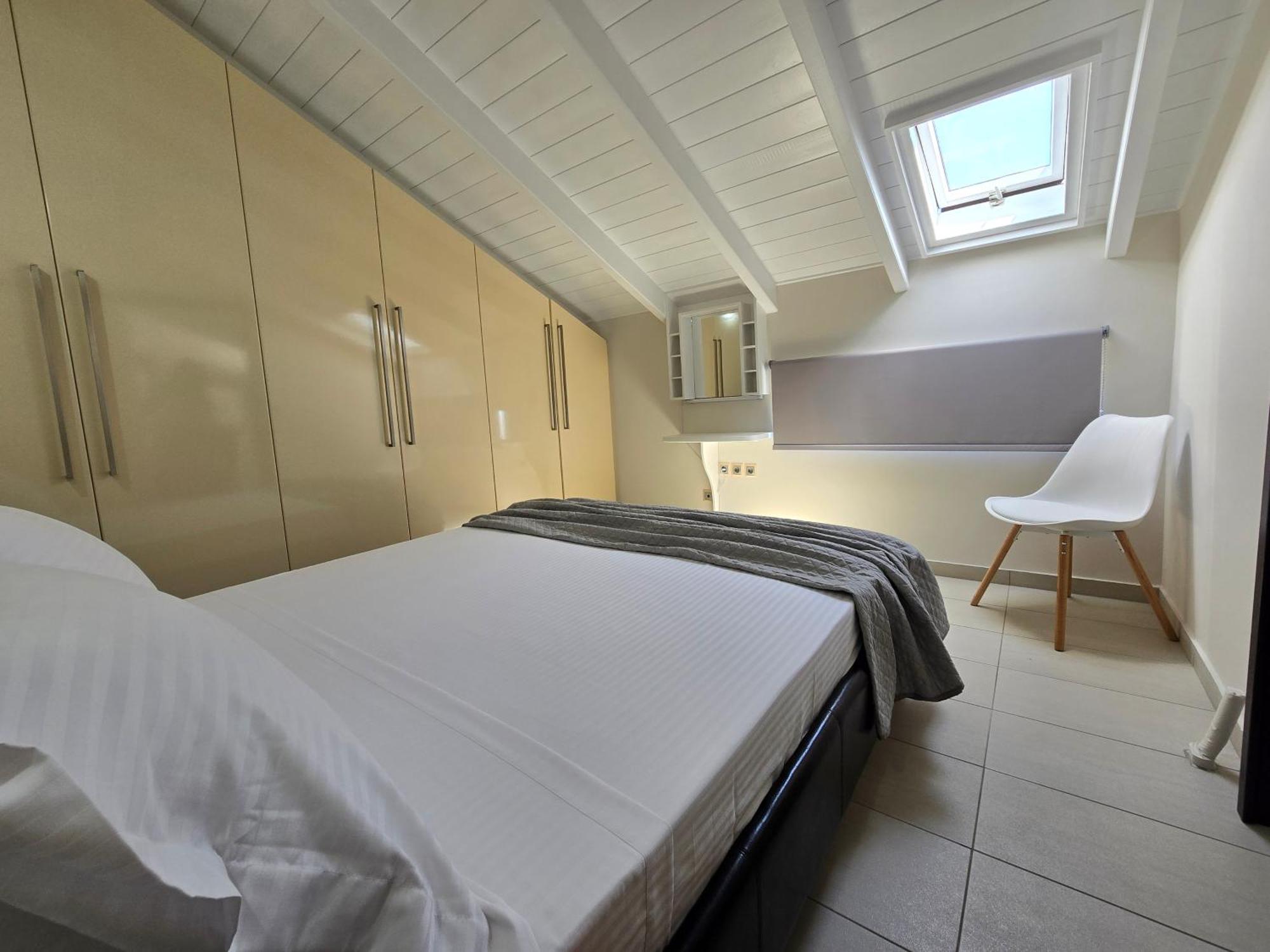 Tomorrow Attic Apartment Vasilikos (Zakynthos)