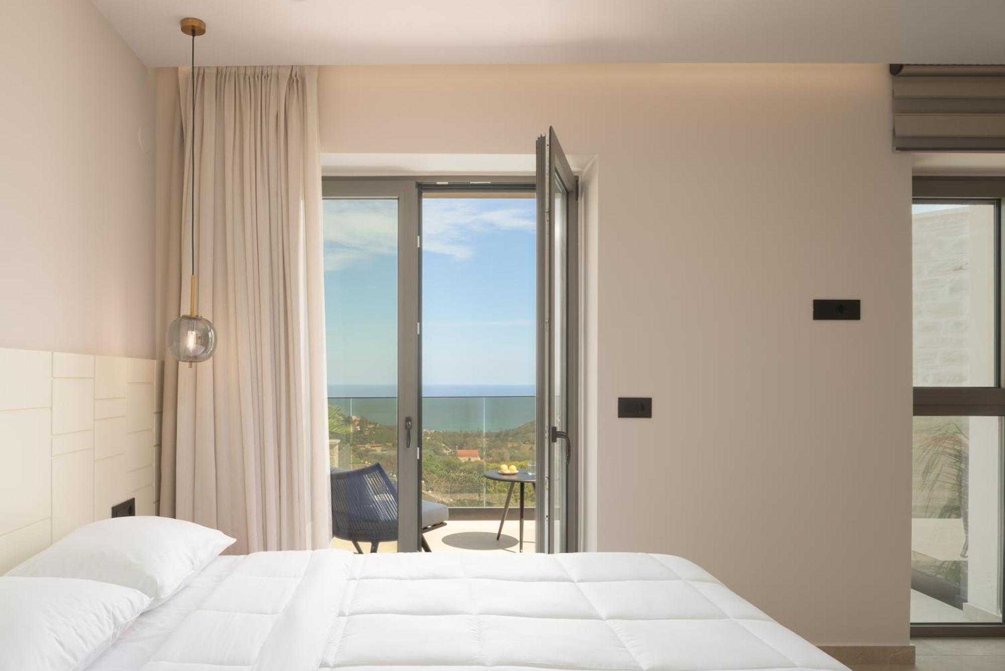 Elouera Villas, With Pool, Hydromassage, Seaview, By Thinkvilla Villa *