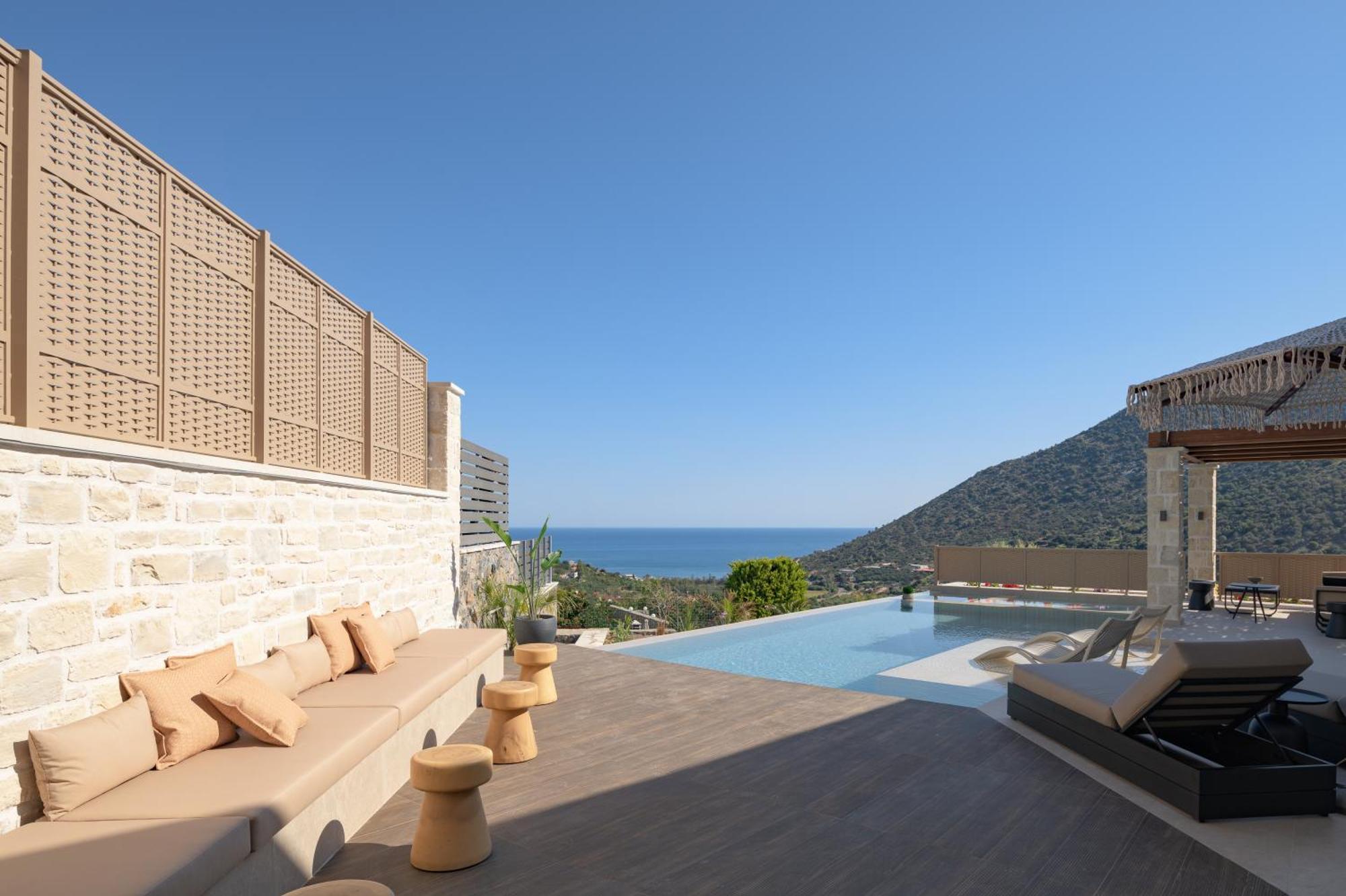 Elouera Villas, With Pool, Hydromassage, Seaview, By Thinkvilla Bali (Crete)
