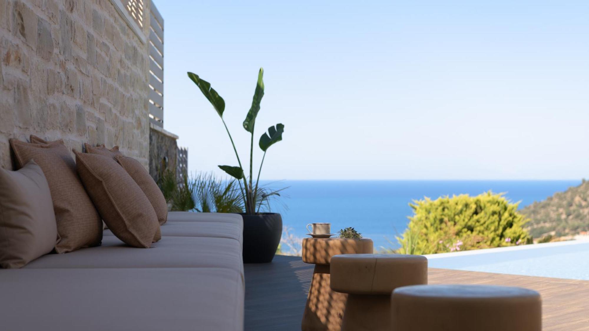 Elouera Villas, With Pool, Hydromassage, Seaview, By Thinkvilla *