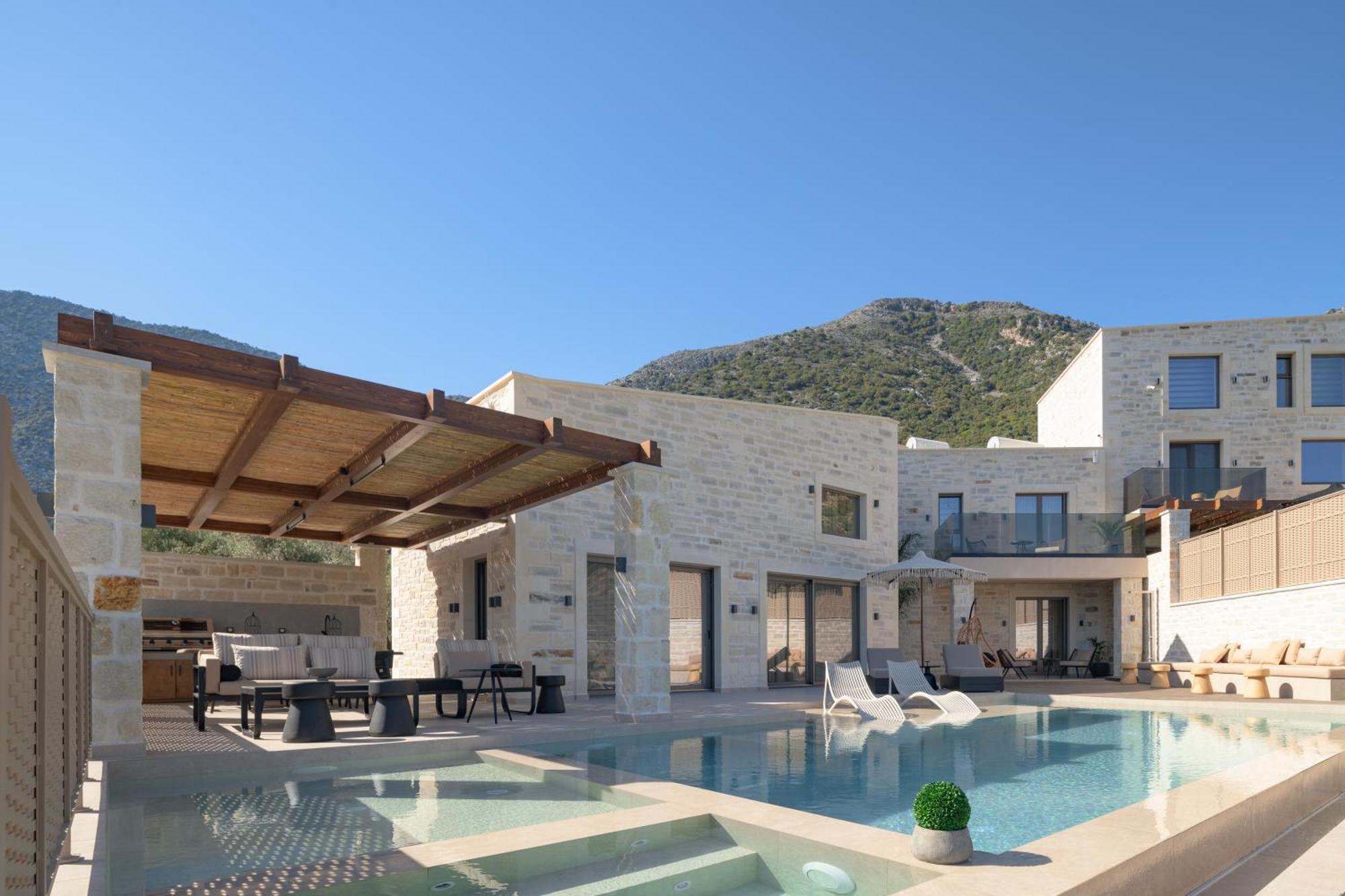Villa Elouera Villas, With Pool, Hydromassage, Seaview, By Thinkvilla Bali (Crete)