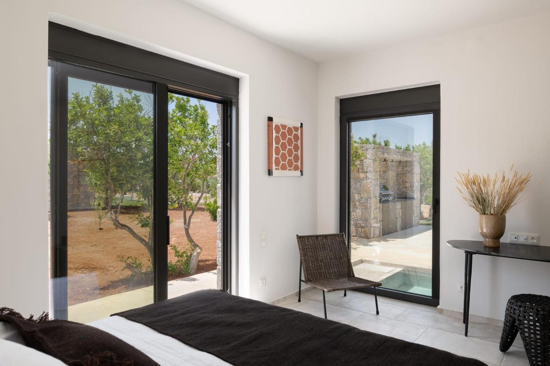 Exquisite Crete Laurel Large Private Pool Modern Furnishing Bbq Rethymno Villa Prinos (Crete)