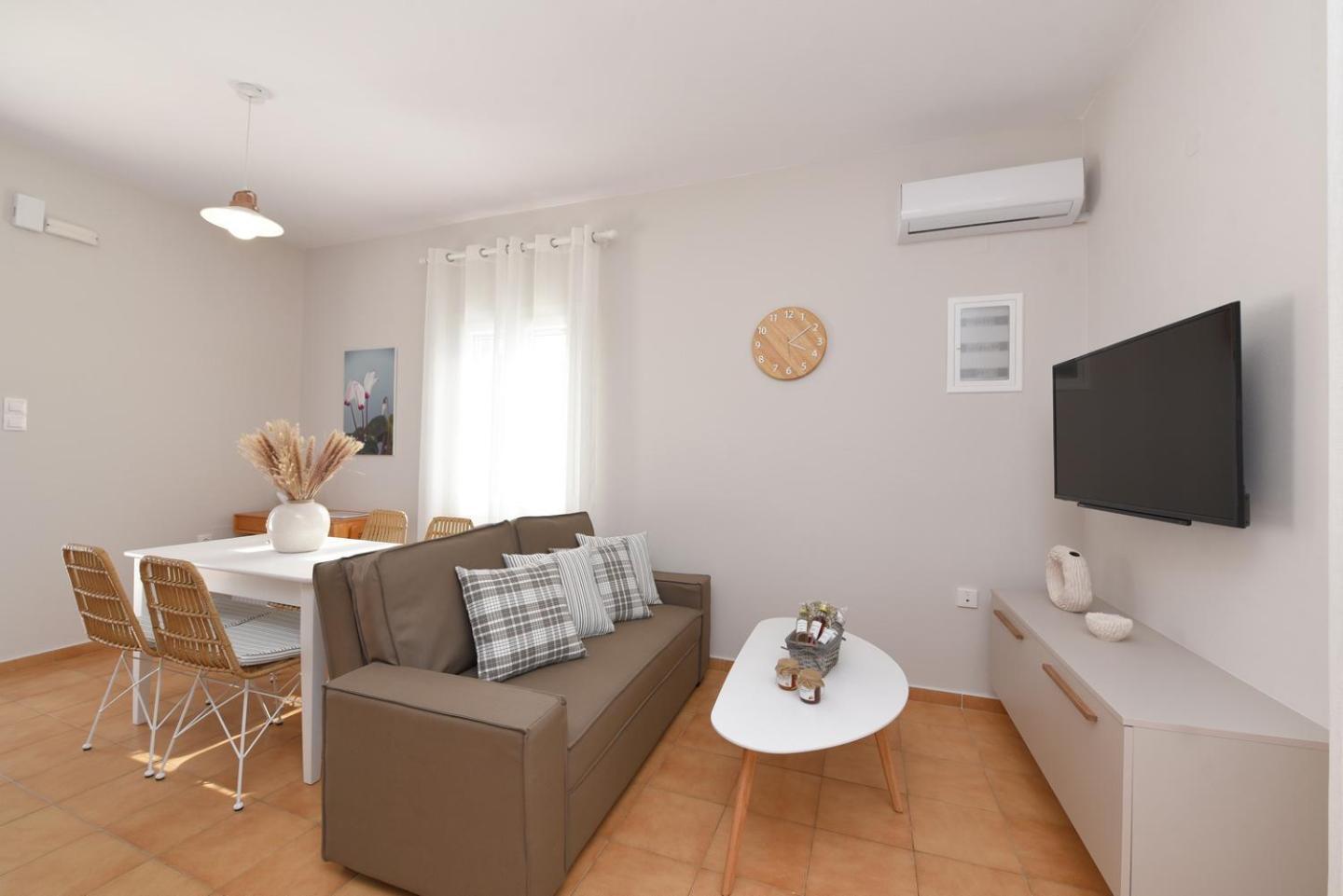 Apartment Cyclamen *