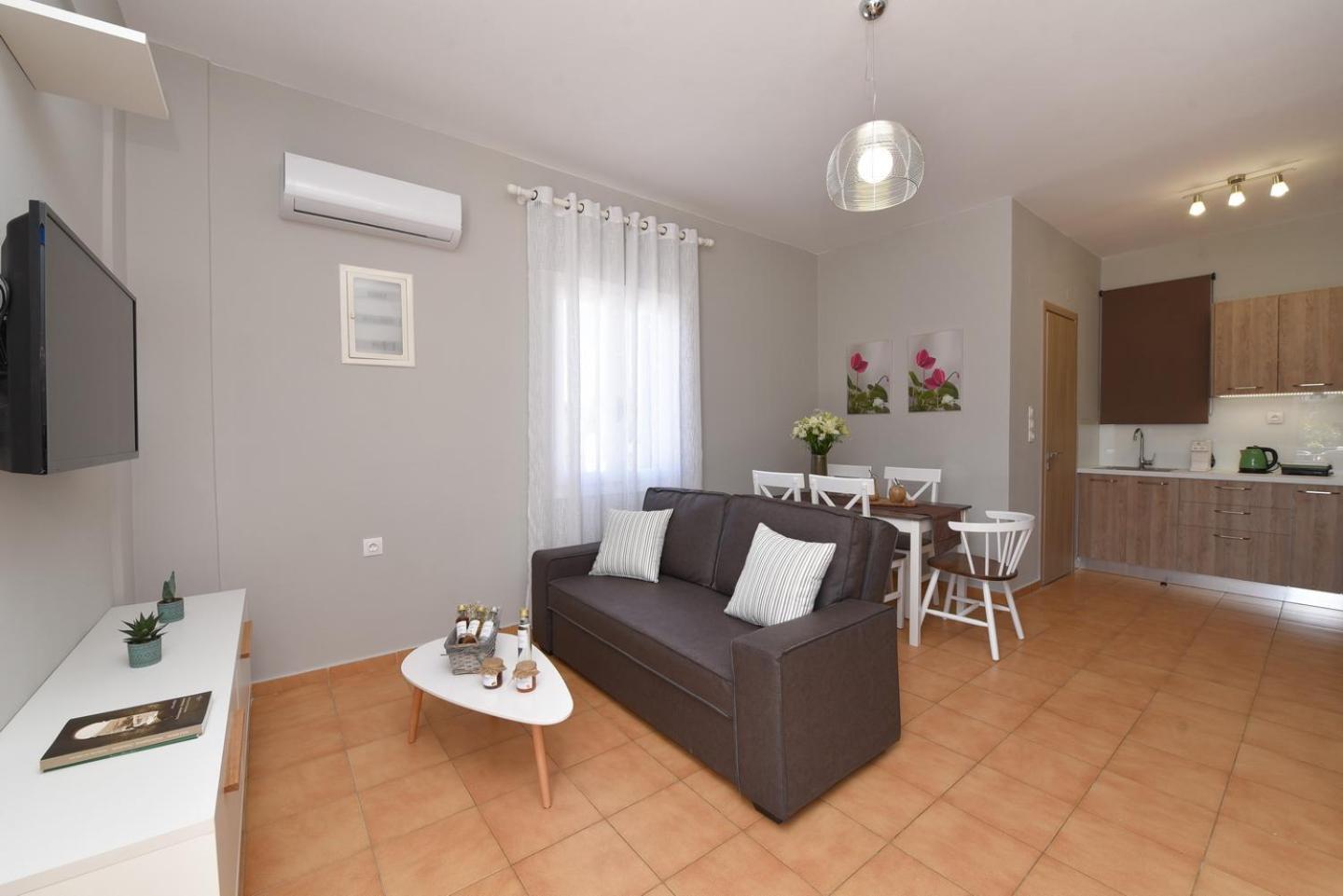 Apartment Cyclamen
