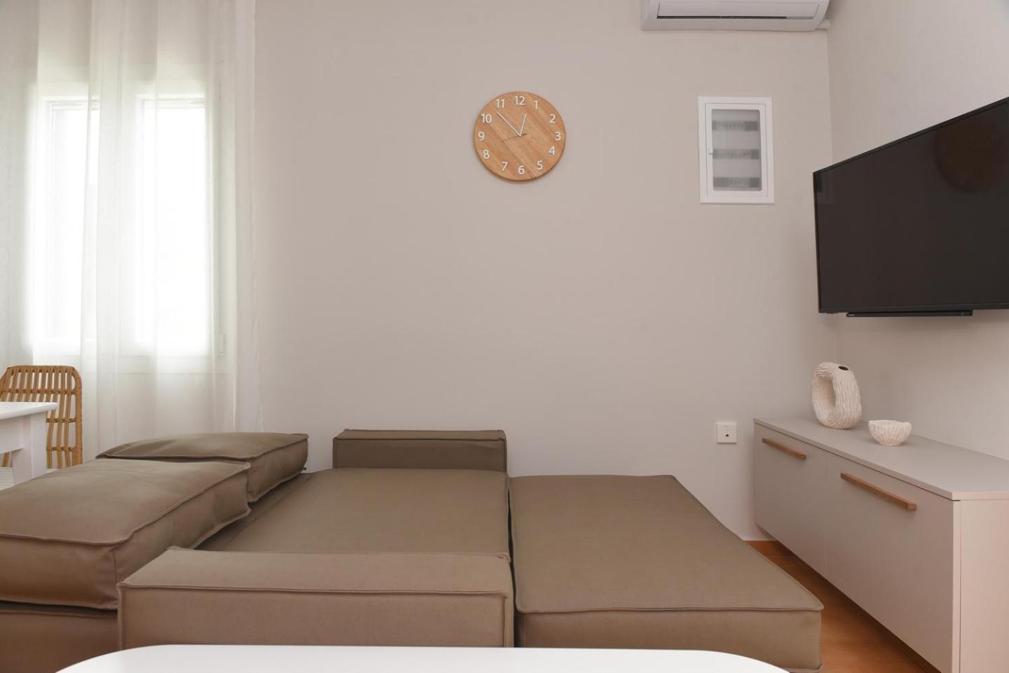 Cyclamen Apartment Posidhonia (Syros)