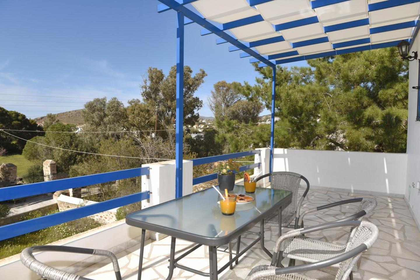 Cyclamen Apartment Posidhonia (Syros)