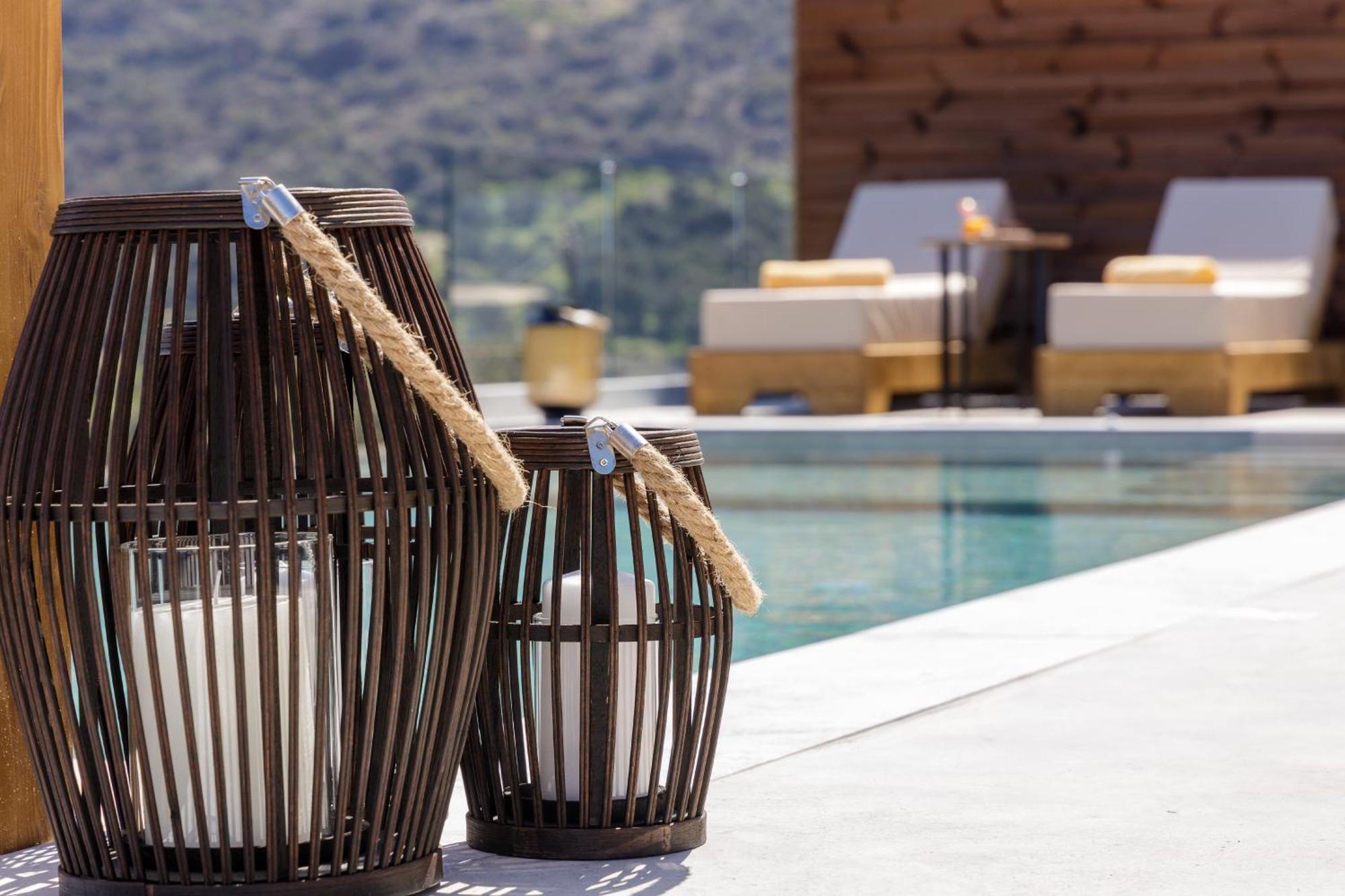 Sunny Drops By Estia Villa