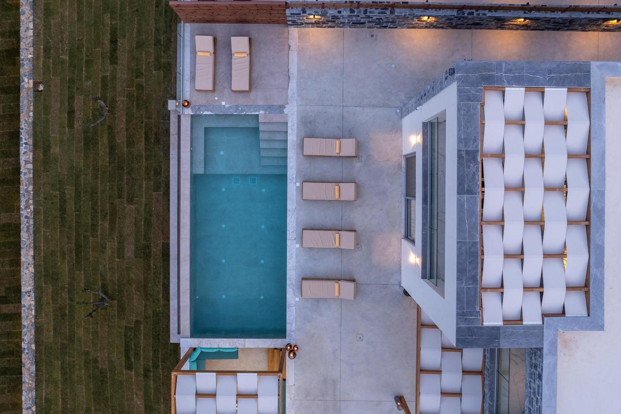 Sunny Drops By Estia Villa