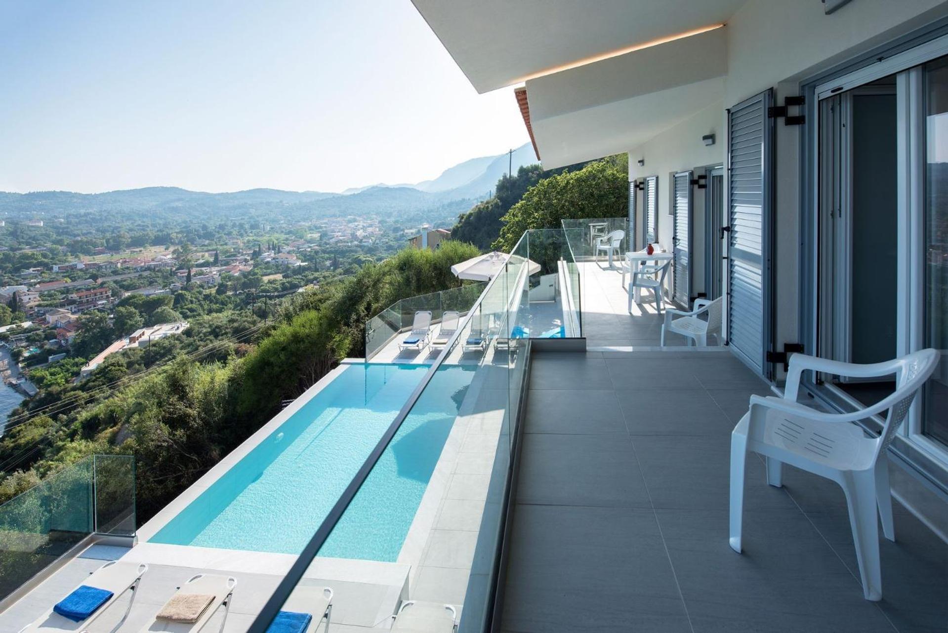 Thea Pyrgi: Seaside Serenity With Private Pool * Pyrgi (Corfu)