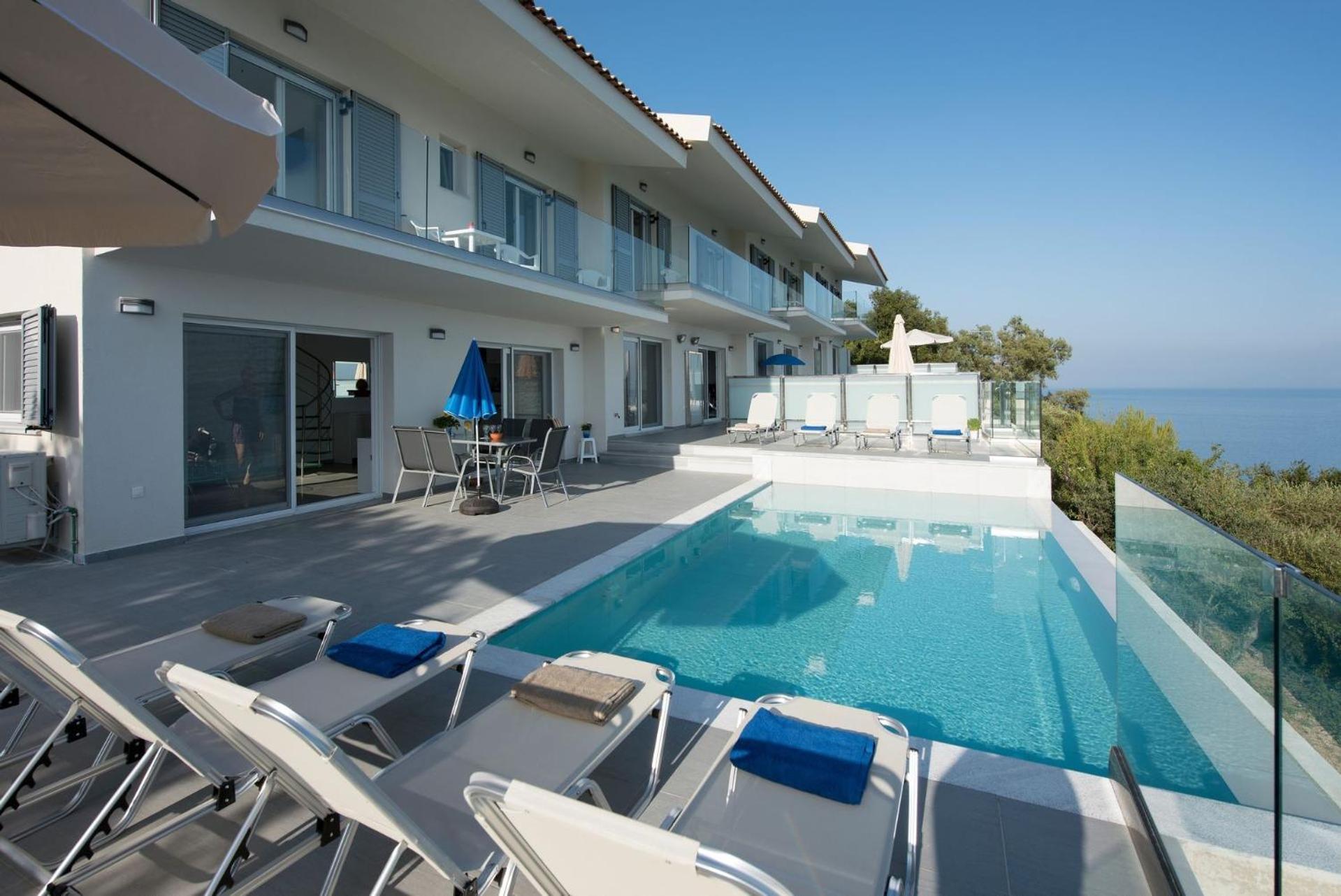 Thea Pyrgi: Seaside Serenity With Private Pool Pyrgi (Corfu)