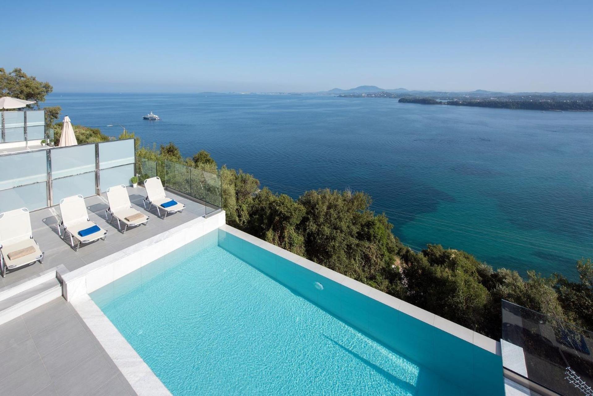 Thea Pyrgi: Seaside Serenity With Private Pool * Pyrgi (Corfu)