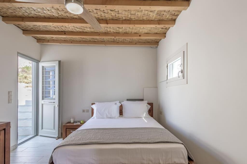 Casa Del Mar Milos Holiday home *