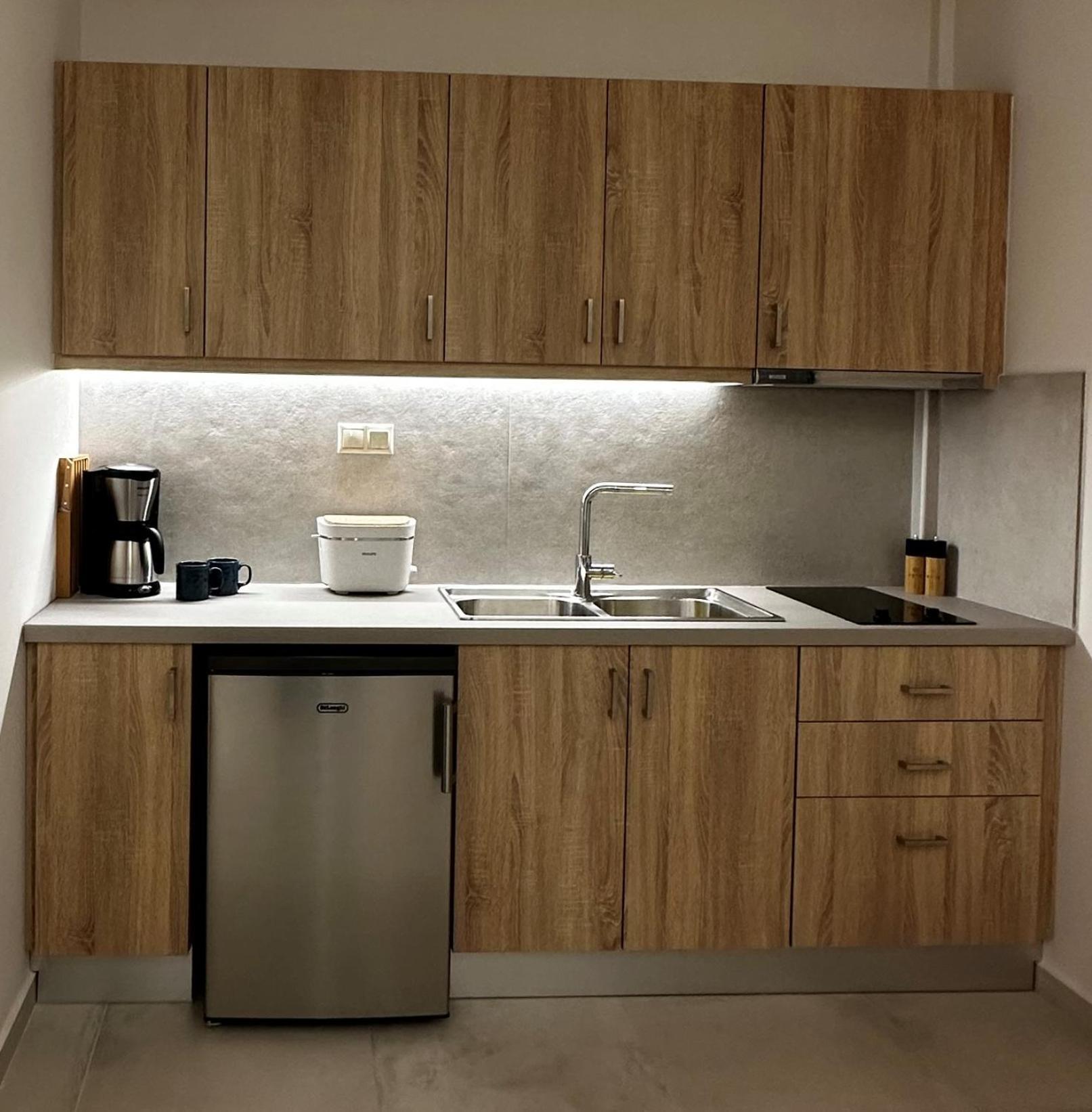 Aktaion Apartment