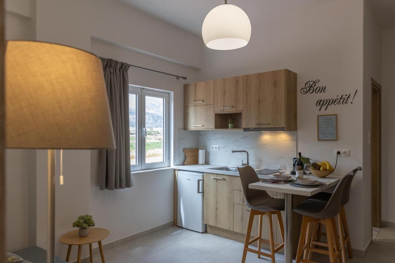 Omalia Apartment *