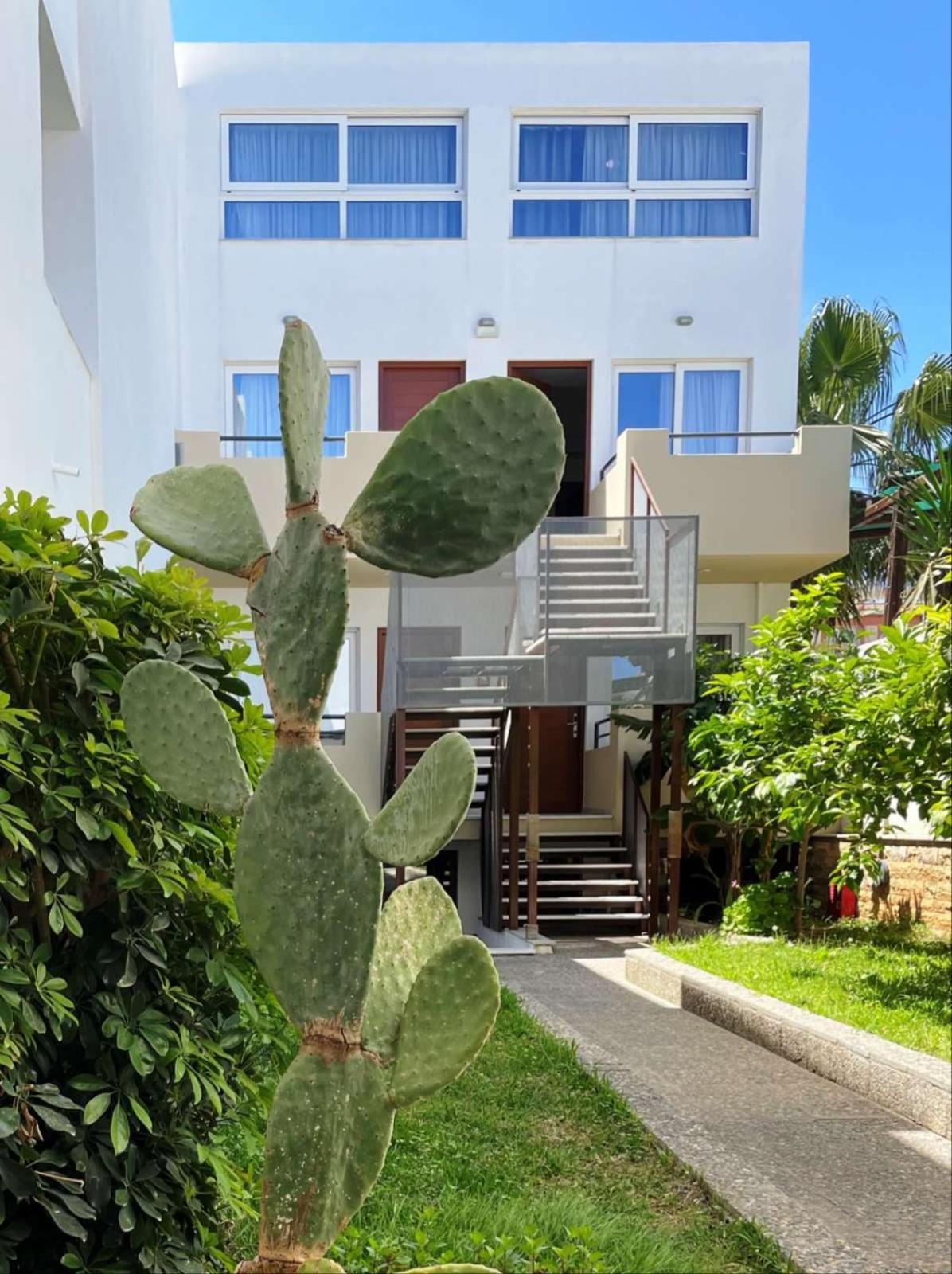 Faedra Hotel