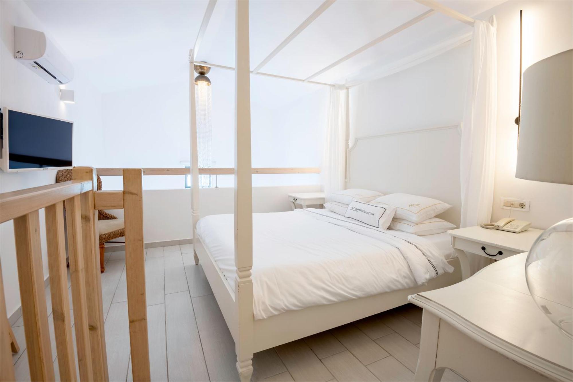 Diamond Deluxe - Adults Only 5*