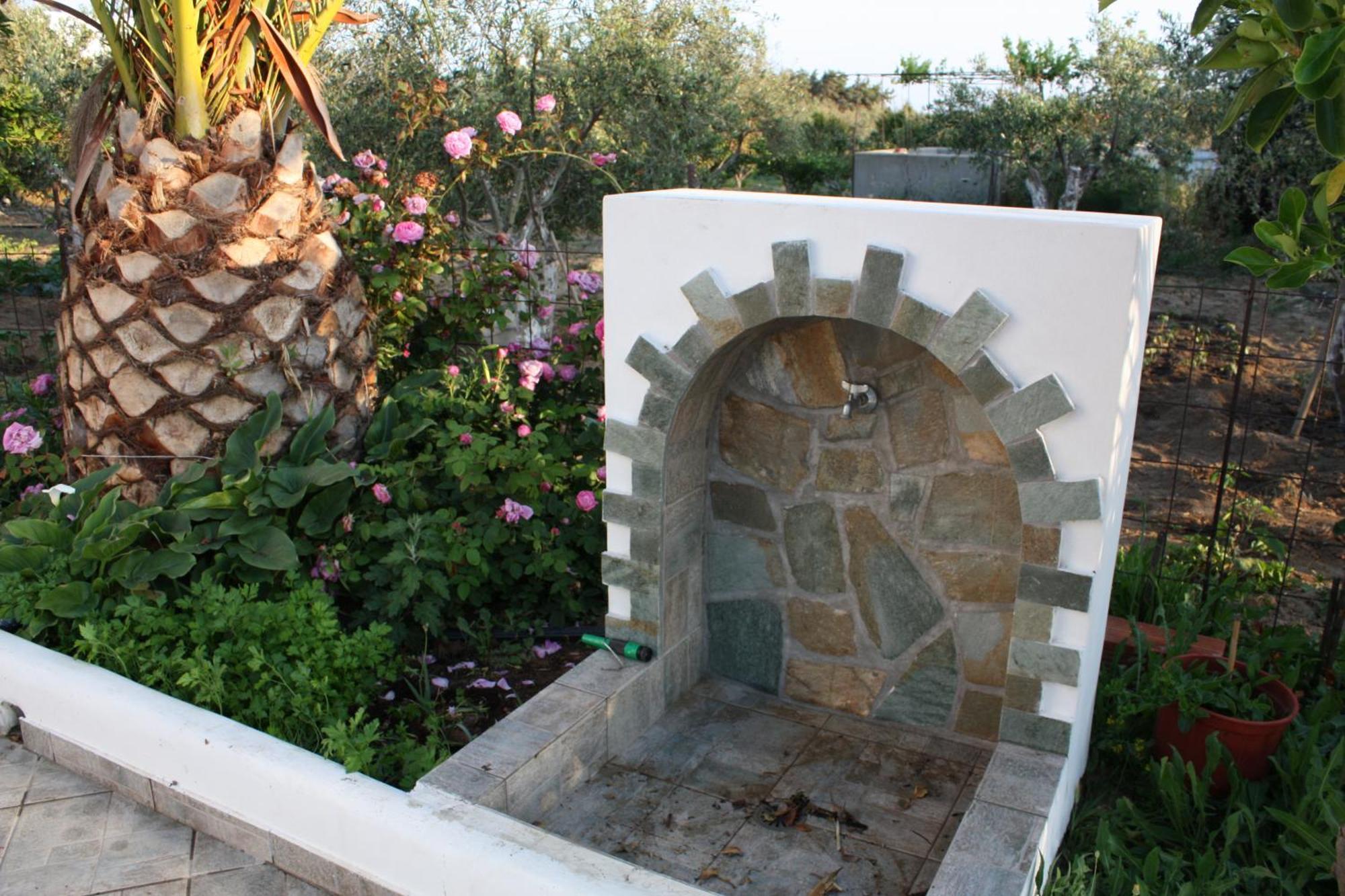 Guest house Mina's In Naxos Island 2*