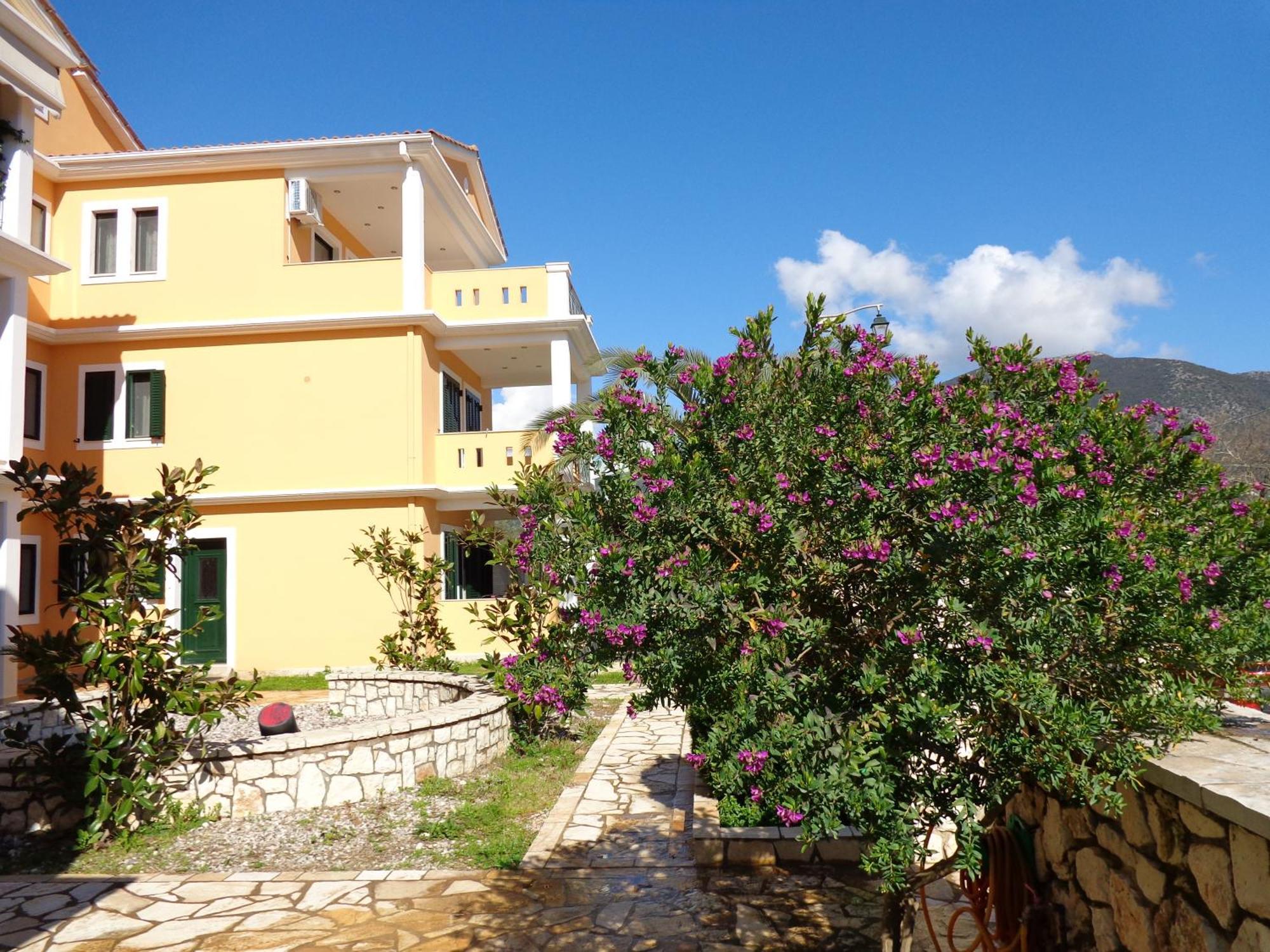 Emelia Nydri (Lefkada)