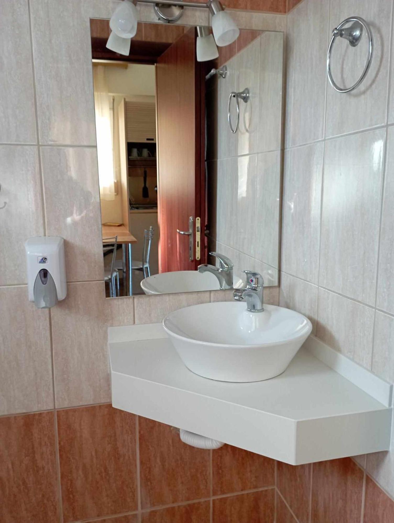 Alex House Aparthotel